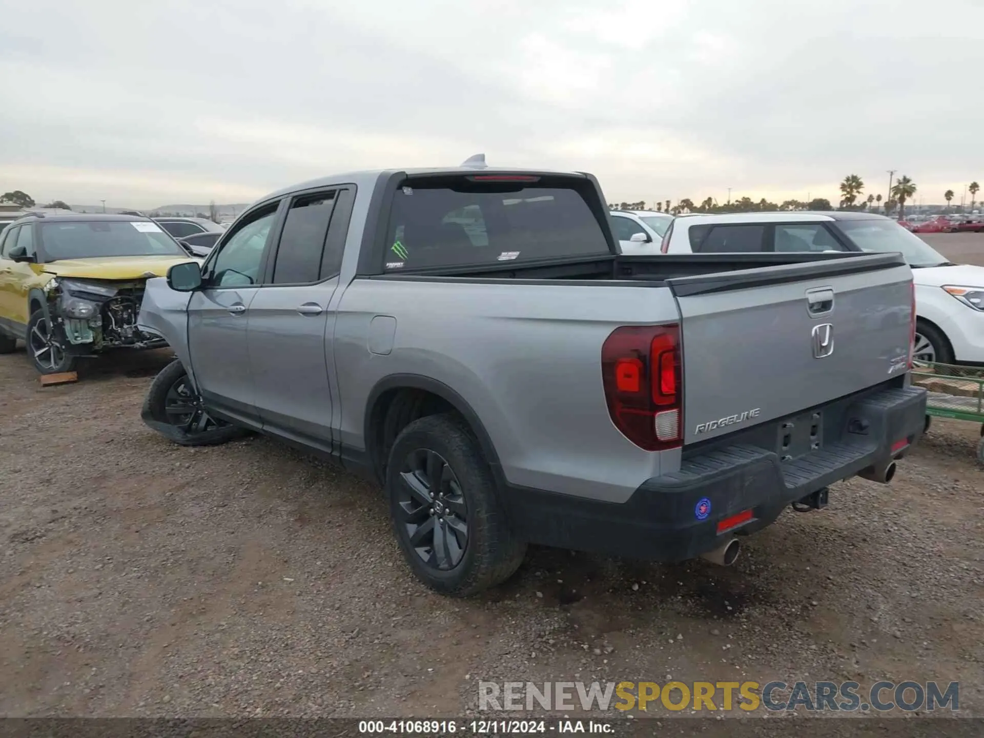 3 Photograph of a damaged car 5FPYK3F16PB049866 HONDA RIDGELINE 2023