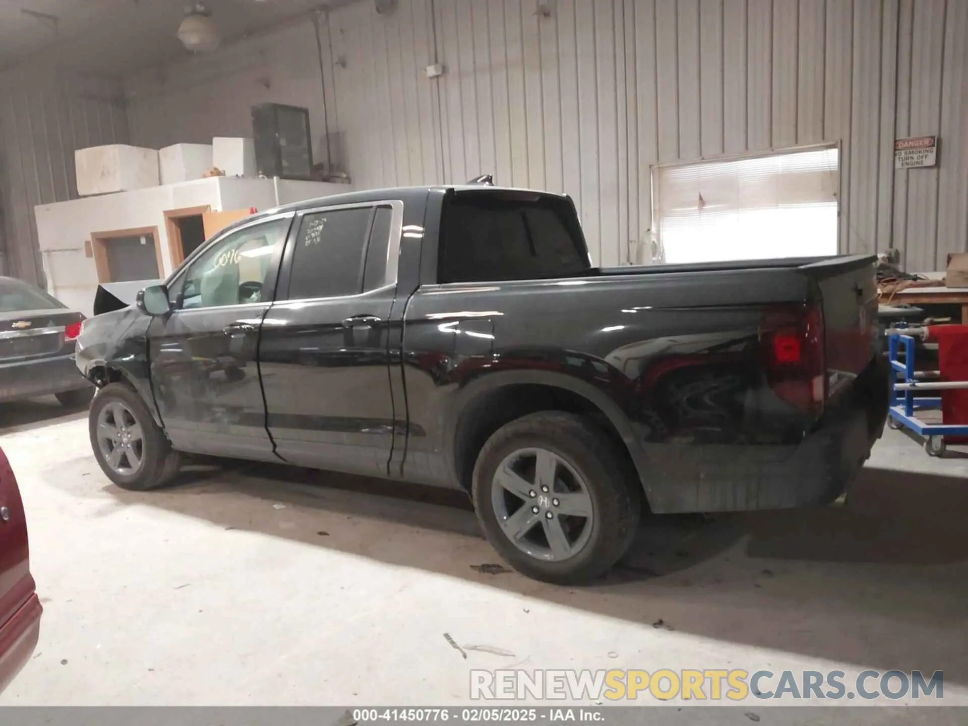 14 Photograph of a damaged car 5FPYK3F56PB039132 HONDA RIDGELINE 2023