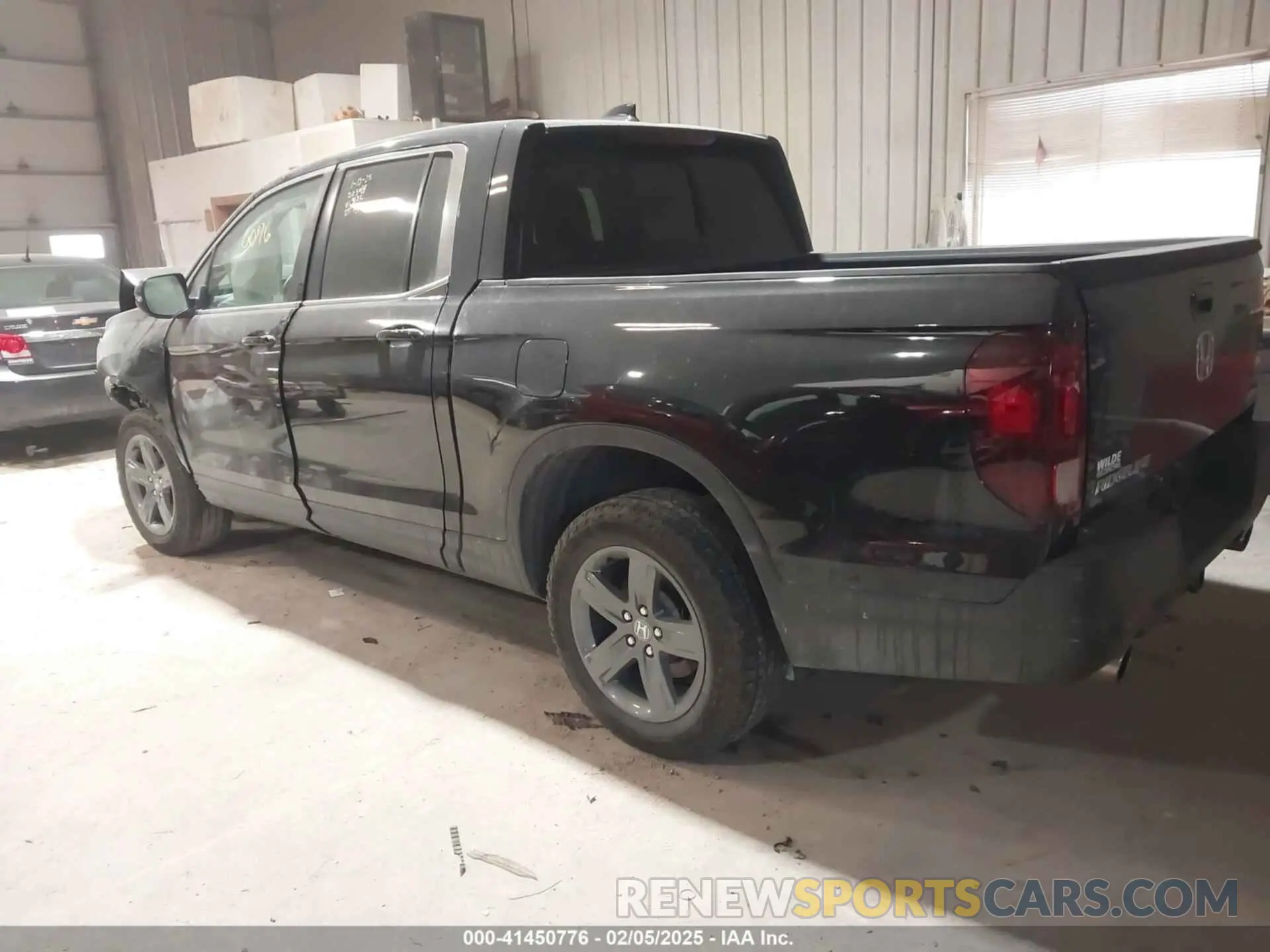 3 Photograph of a damaged car 5FPYK3F56PB039132 HONDA RIDGELINE 2023