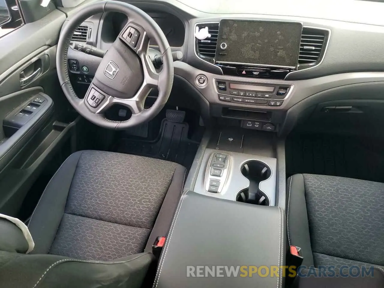 8 Фотография поврежденного автомобиля 5FPYK3F12RB015345 HONDA RIDGELINE 2024