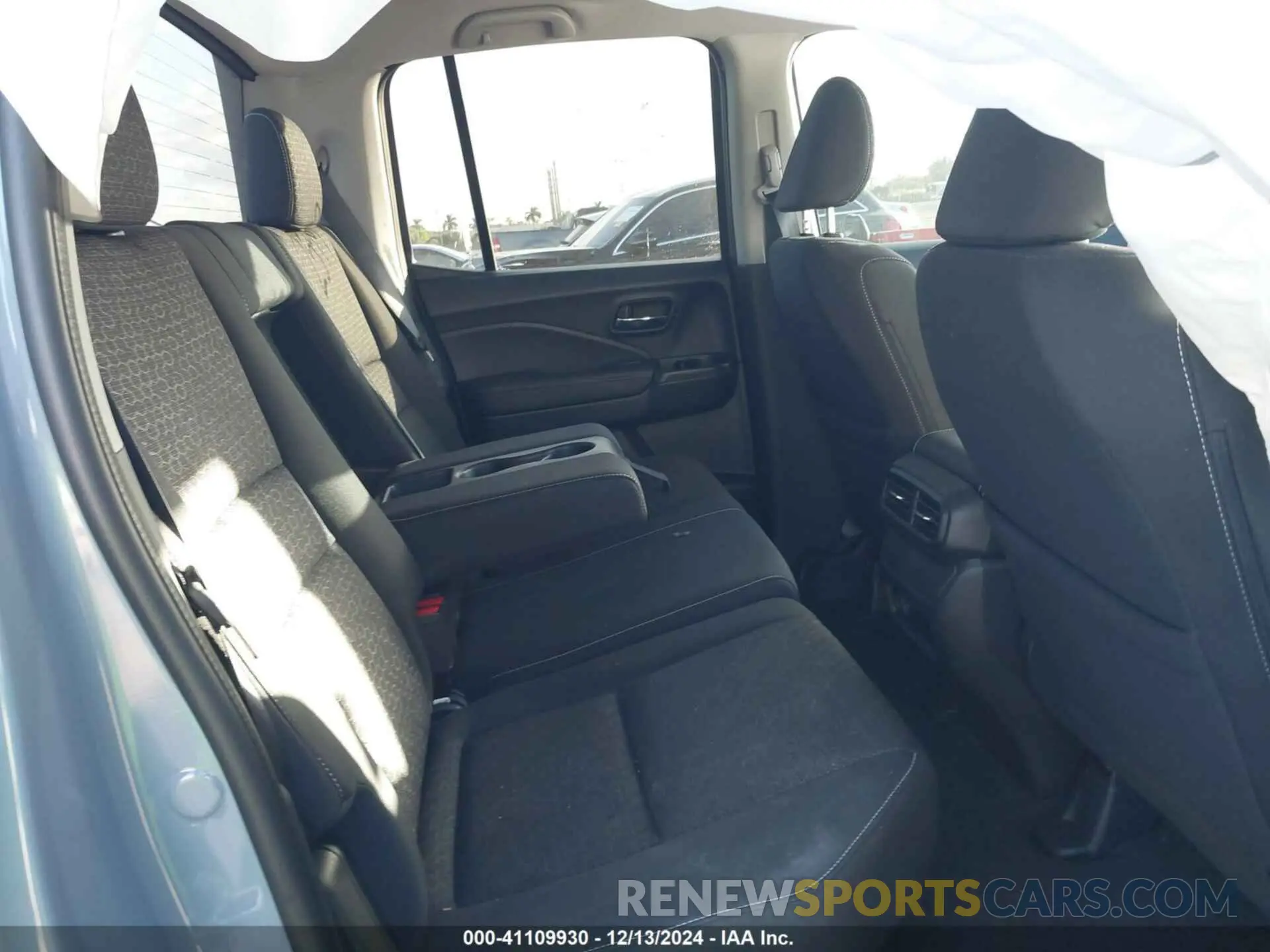 8 Photograph of a damaged car 5FPYK3F18RB032599 HONDA RIDGELINE 2024