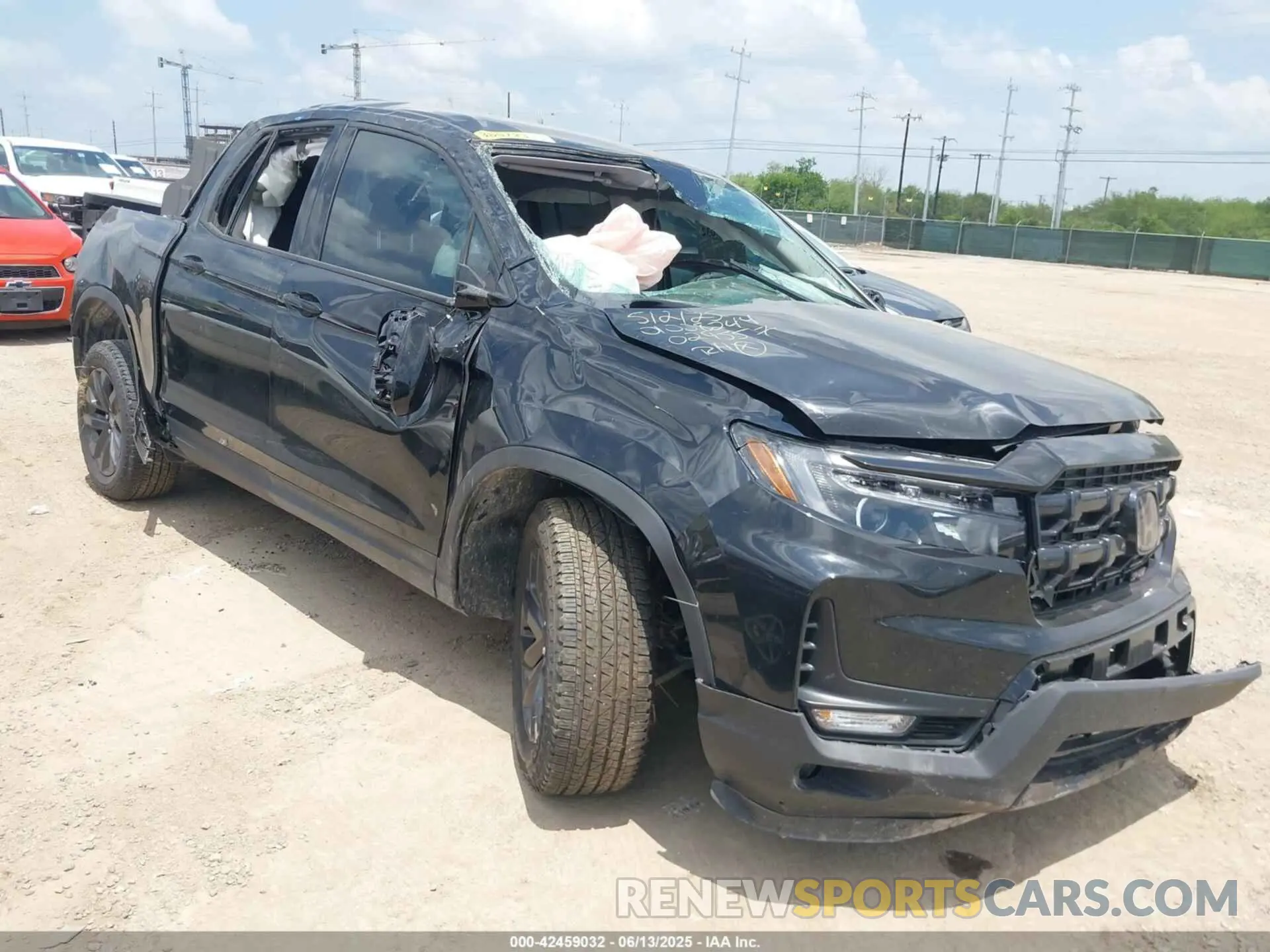 1 Photograph of a damaged car 5FPYK3F1XRB029557 HONDA RIDGELINE 2024