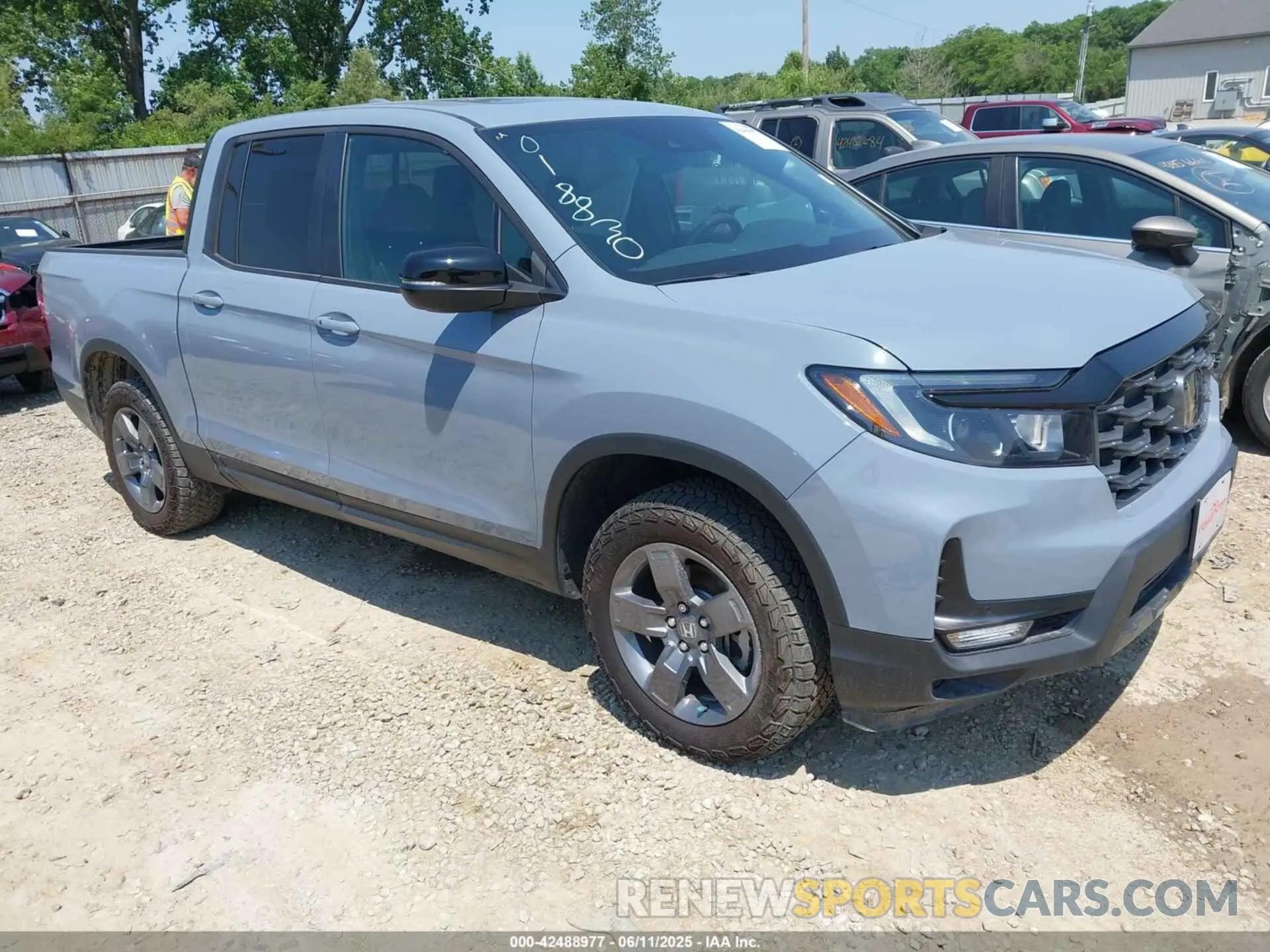 1 Photograph of a damaged car 5FPYK3F68RB018830 HONDA RIDGELINE 2024