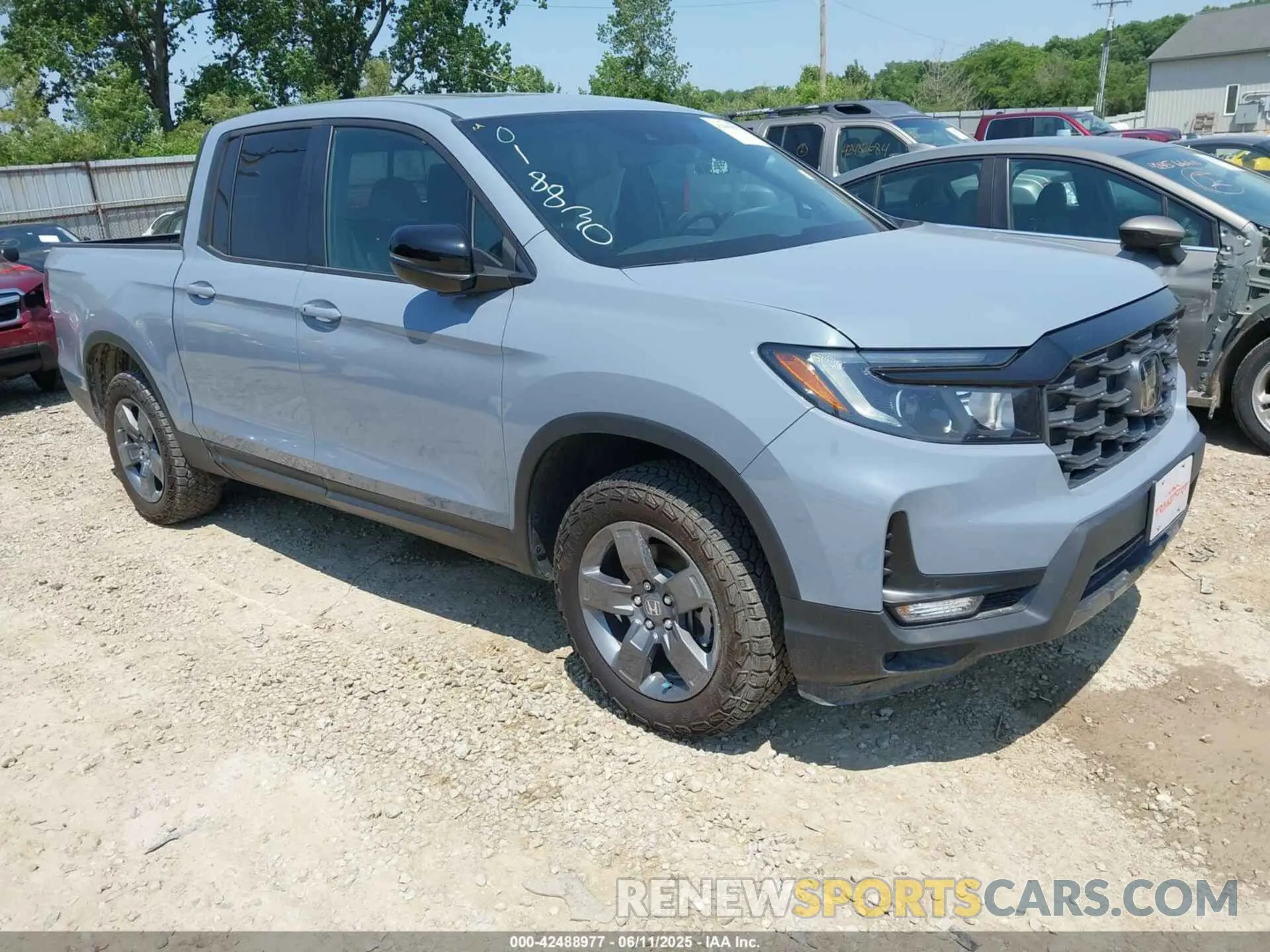 3 Photograph of a damaged car 5FPYK3F68RB018830 HONDA RIDGELINE 2024