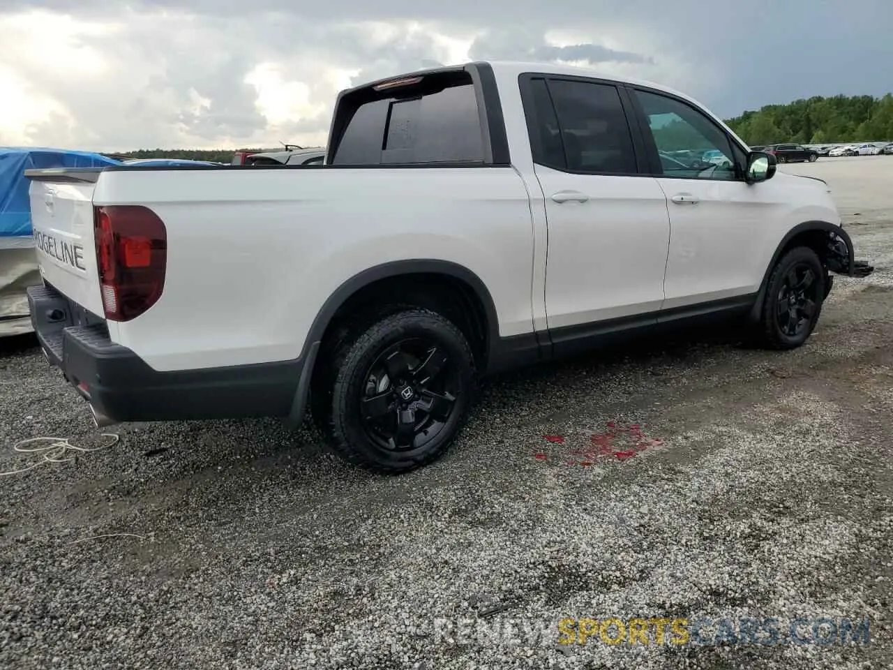3 Photograph of a damaged car 5FPYK3F8XRB030740 HONDA RIDGELINE 2024