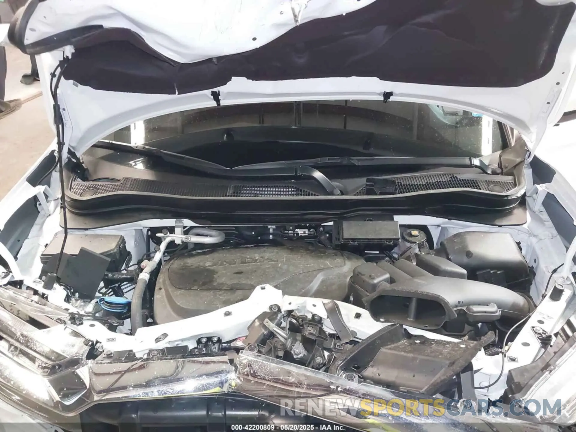 10 Photograph of a damaged car 5FPYK3F51SB009755 HONDA RIDGELINE 2025