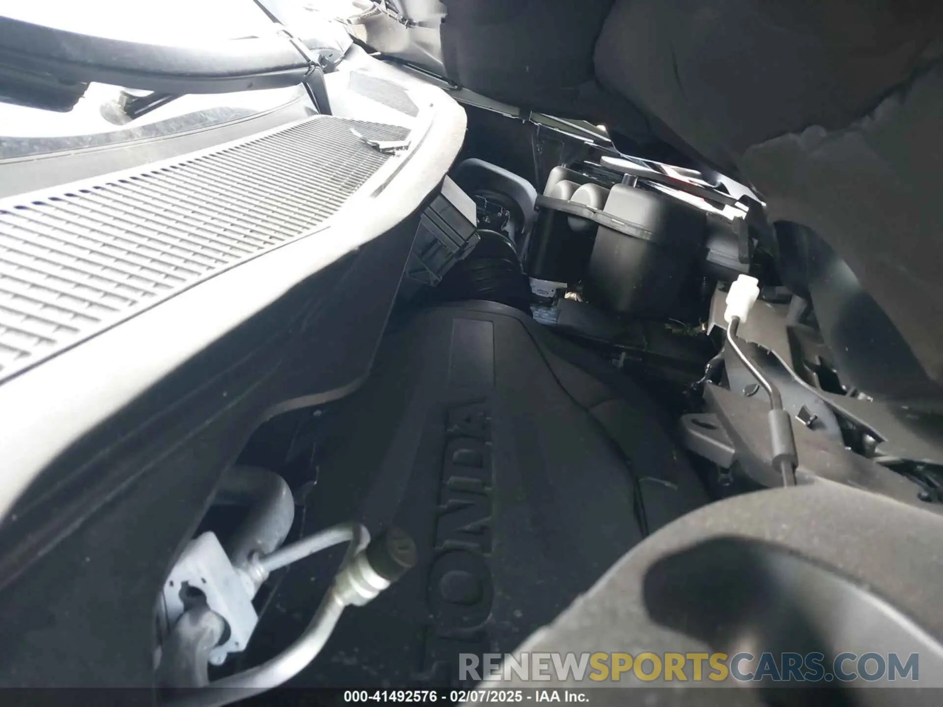 10 Photograph of a damaged car 5FPYK3F82SB007717 HONDA RIDGELINE 2025