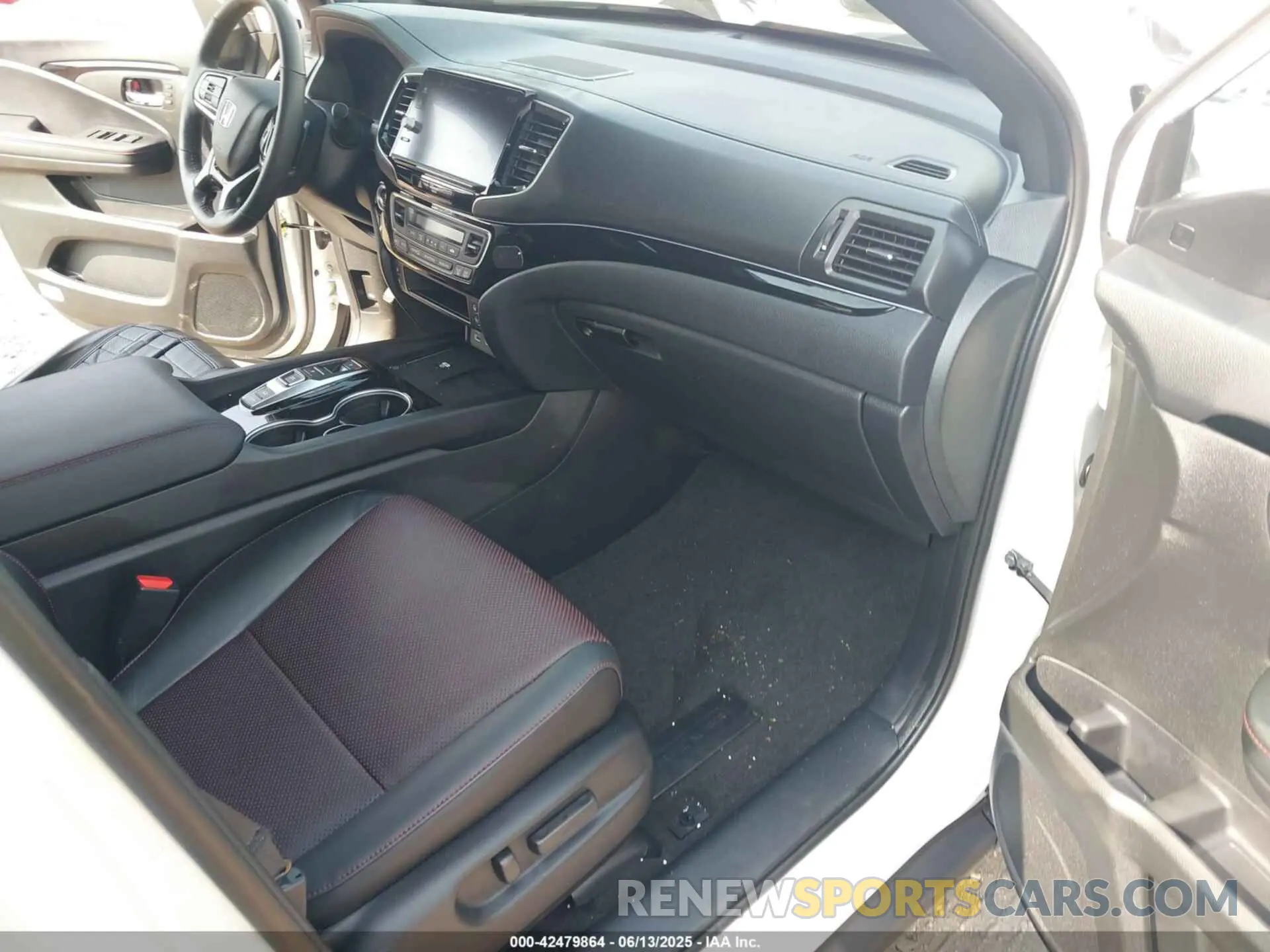 5 Photograph of a damaged car 5FPYK3F87SB025582 HONDA RIDGELINE 2025