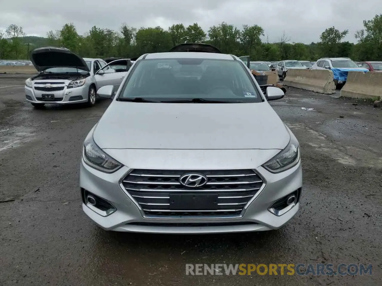 5 Photograph of a damaged car 3KPC24A30KE041214 HYUNDAI ACCENT 2019