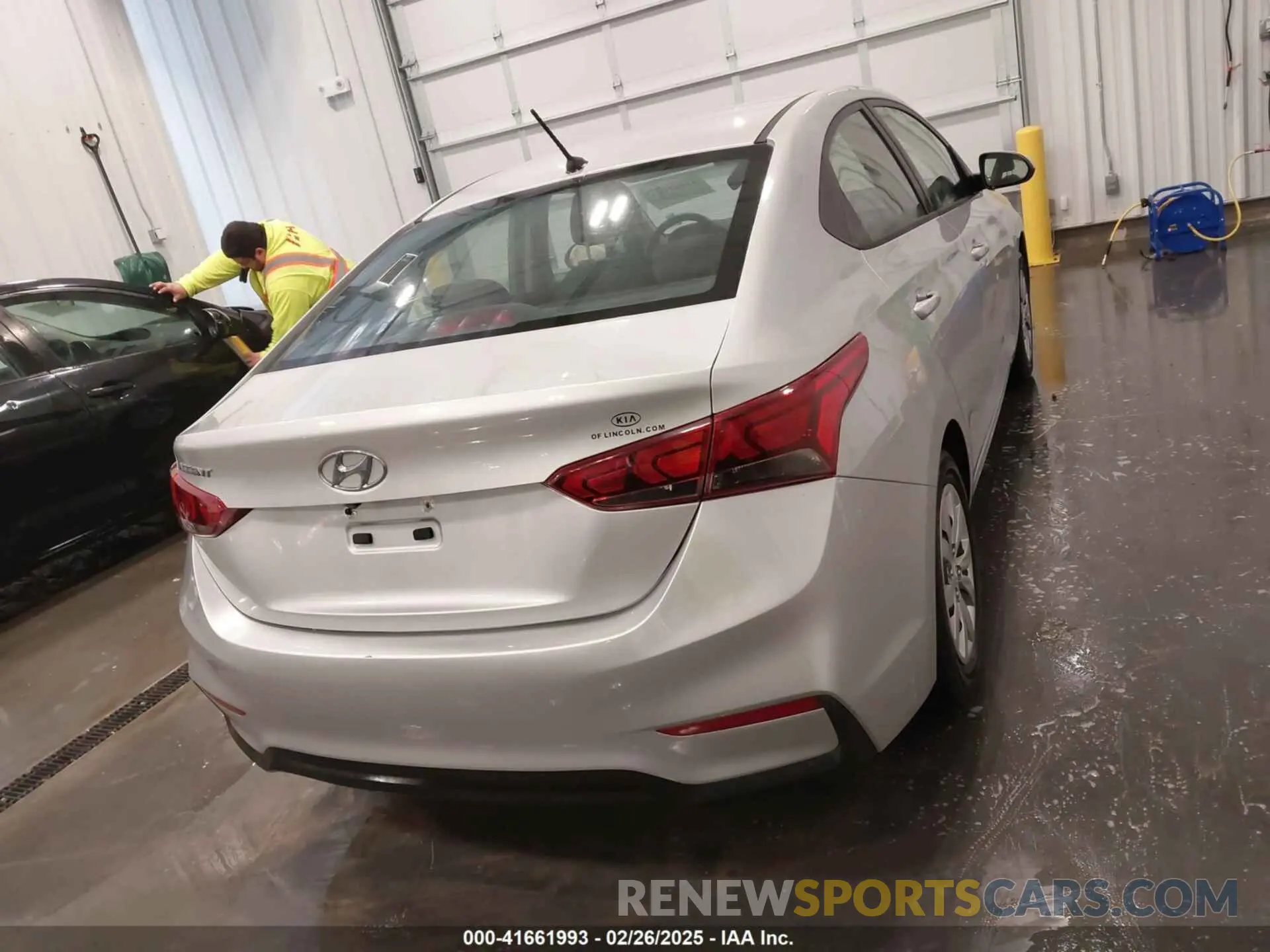 16 Фотография поврежденного автомобиля 3KPC24A30KE068820 HYUNDAI ACCENT 2019