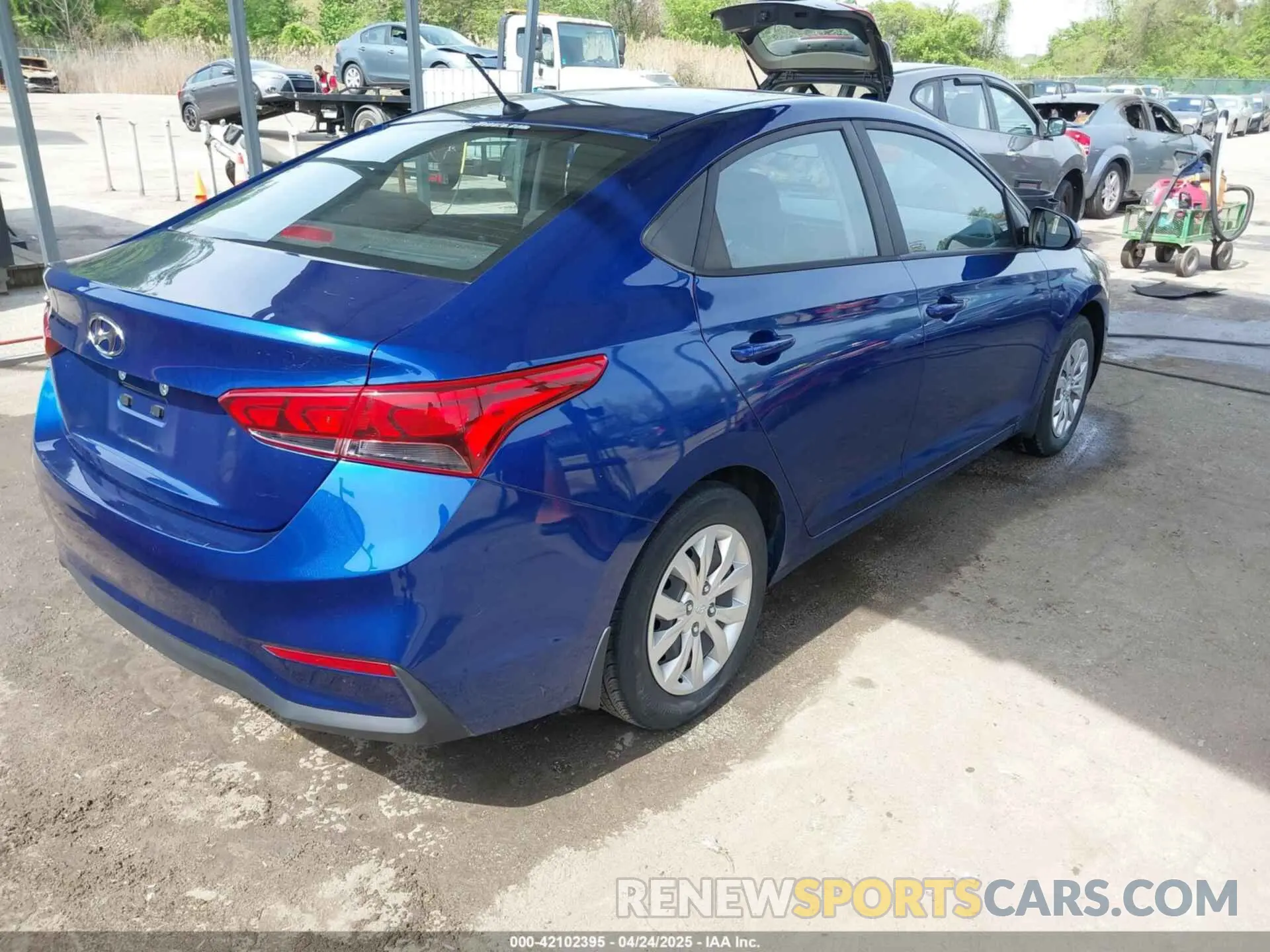 4 Photograph of a damaged car 3KPC24A30KE070857 HYUNDAI ACCENT 2019
