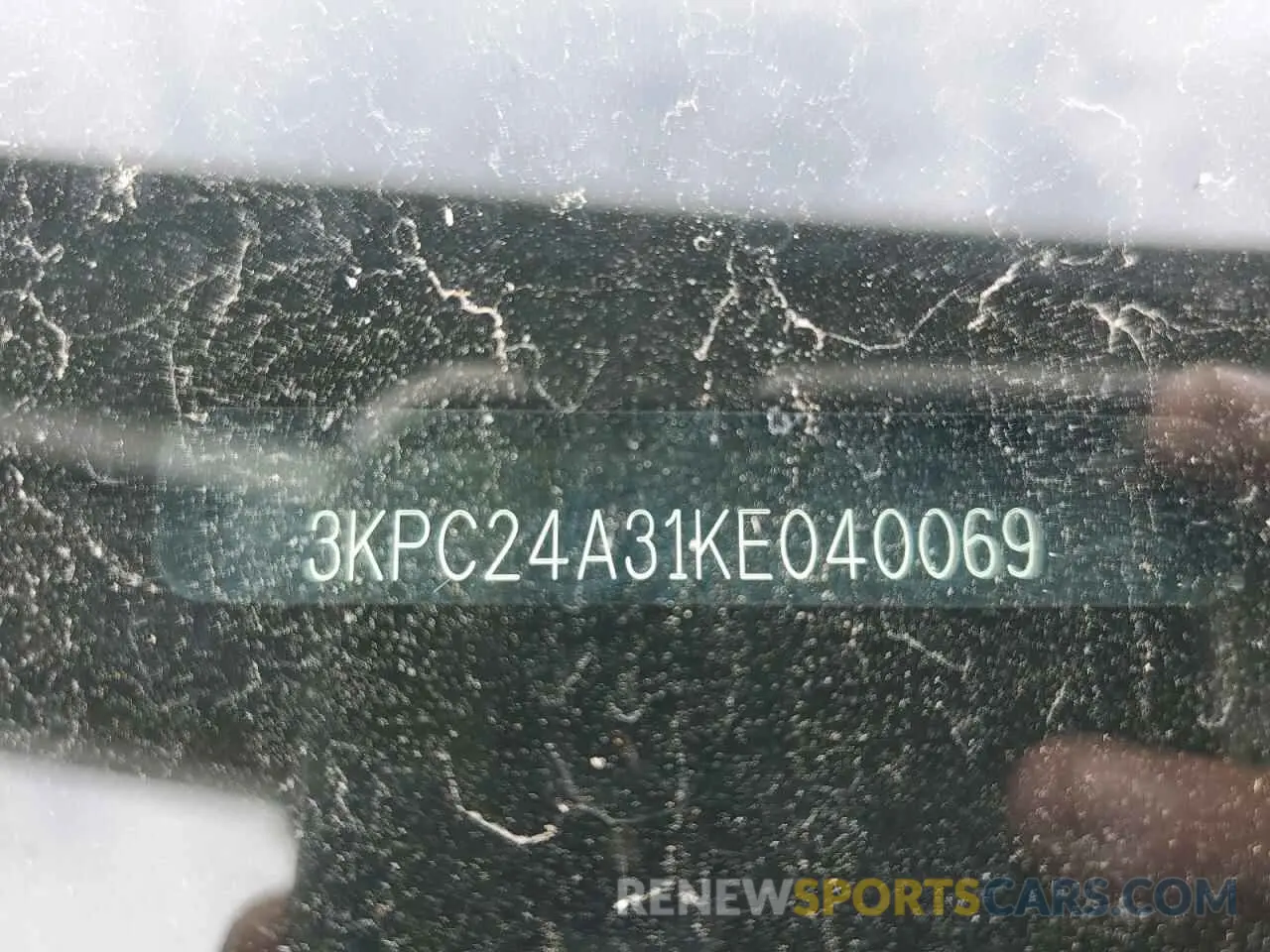12 Photograph of a damaged car 3KPC24A31KE040069 HYUNDAI ACCENT 2019