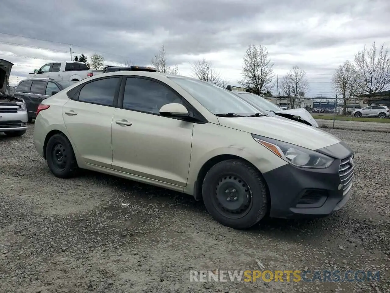 4 Photograph of a damaged car 3KPC24A31KE040069 HYUNDAI ACCENT 2019