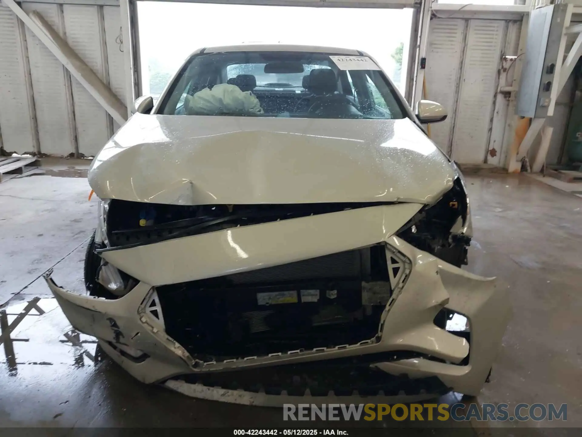 11 Photograph of a damaged car 3KPC24A31KE061360 HYUNDAI ACCENT 2019
