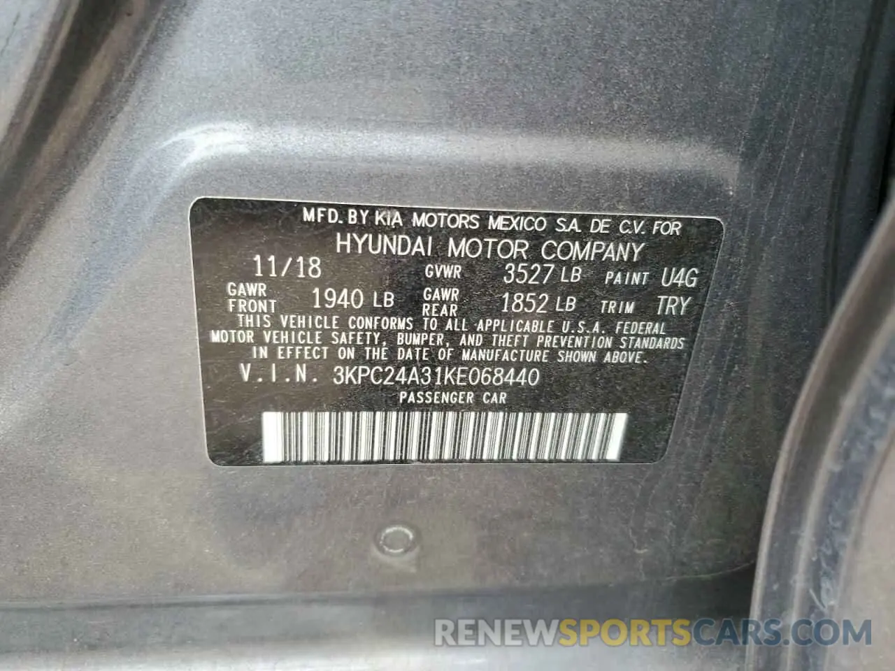 12 Photograph of a damaged car 3KPC24A31KE068440 HYUNDAI ACCENT 2019