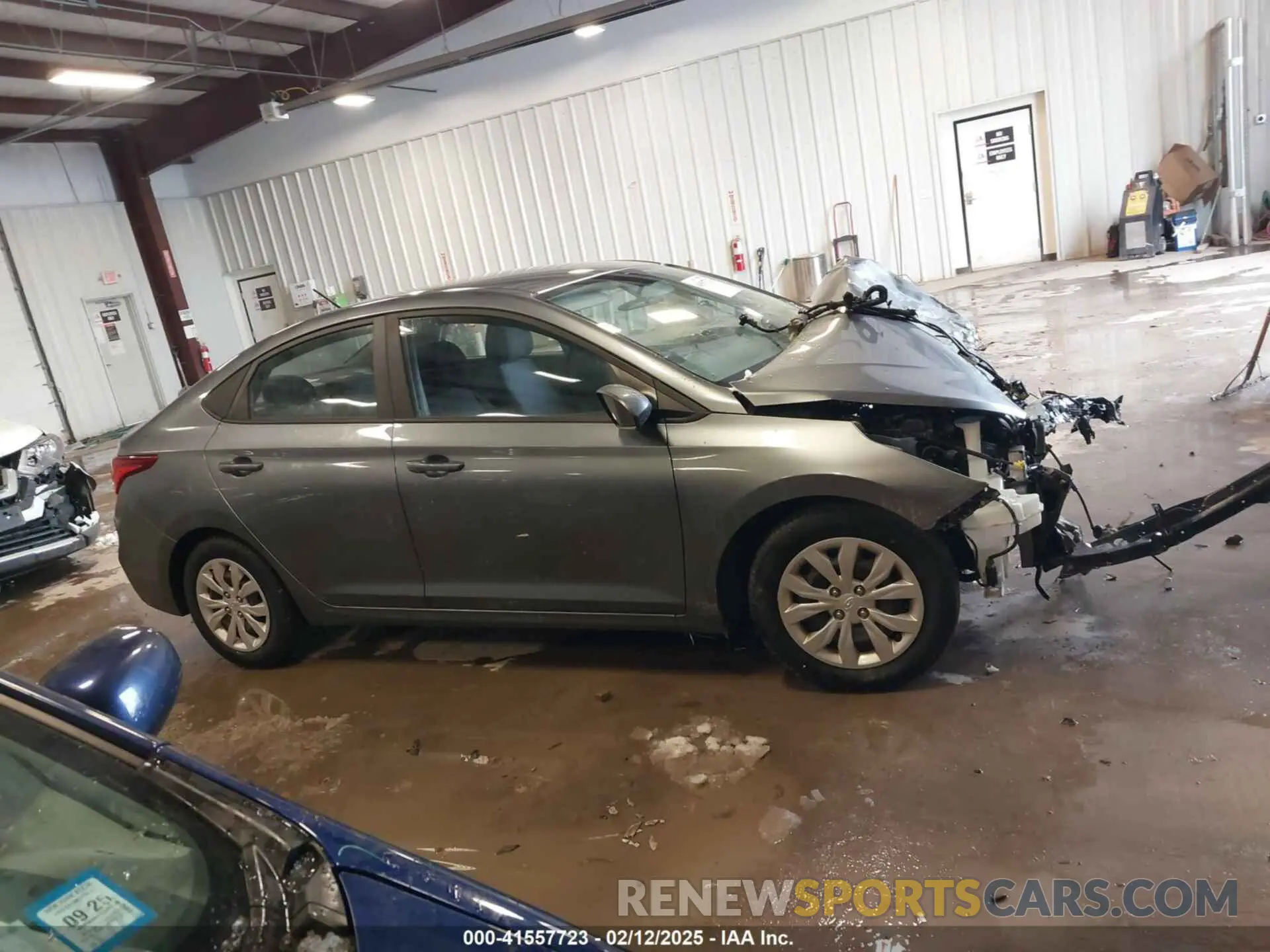 13 Photograph of a damaged car 3KPC24A31KE082502 HYUNDAI ACCENT 2019
