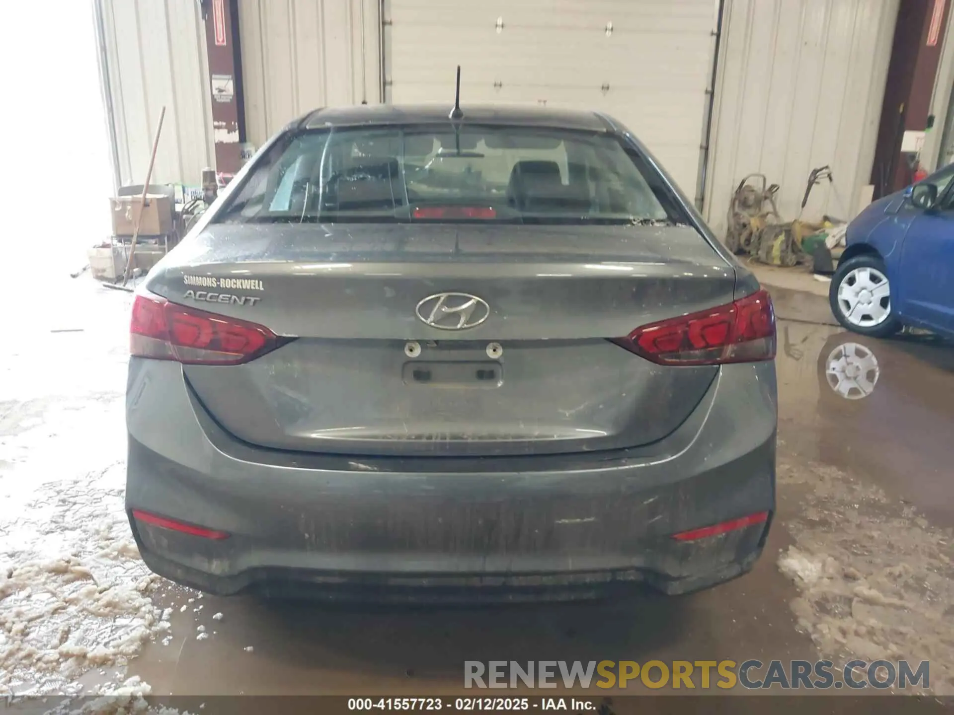 16 Photograph of a damaged car 3KPC24A31KE082502 HYUNDAI ACCENT 2019