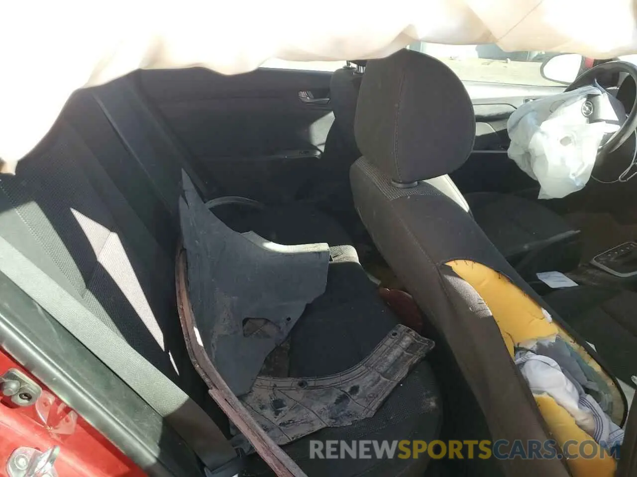 10 Photograph of a damaged car 3KPC24A31KE085268 HYUNDAI ACCENT 2019