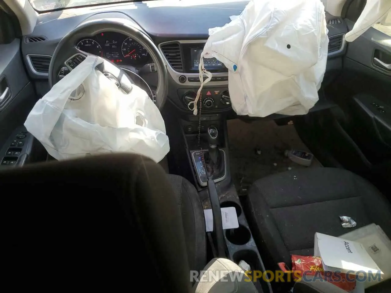 8 Photograph of a damaged car 3KPC24A31KE085268 HYUNDAI ACCENT 2019