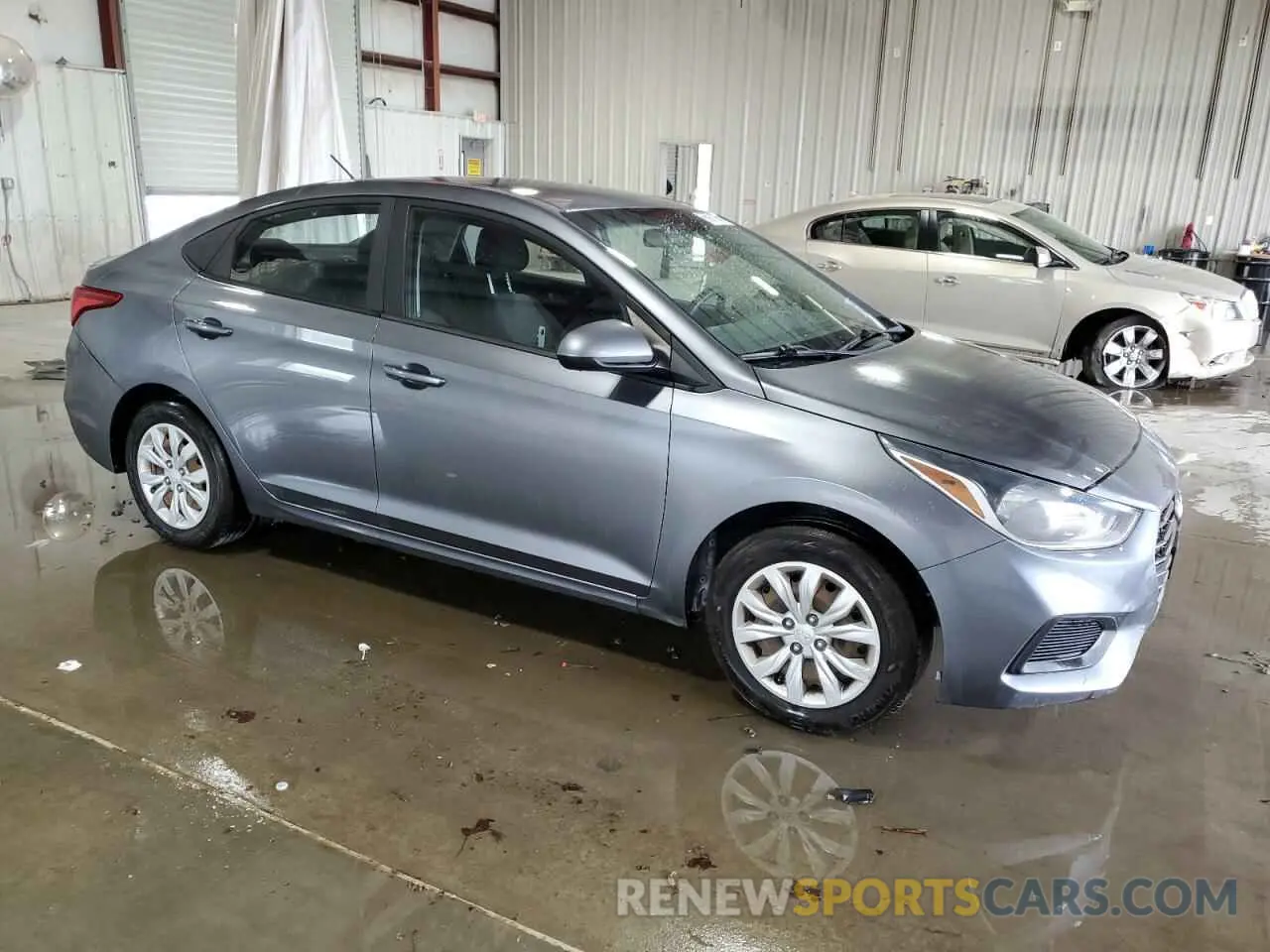 4 Фотография поврежденного автомобиля 3KPC24A31KE087330 HYUNDAI ACCENT 2019