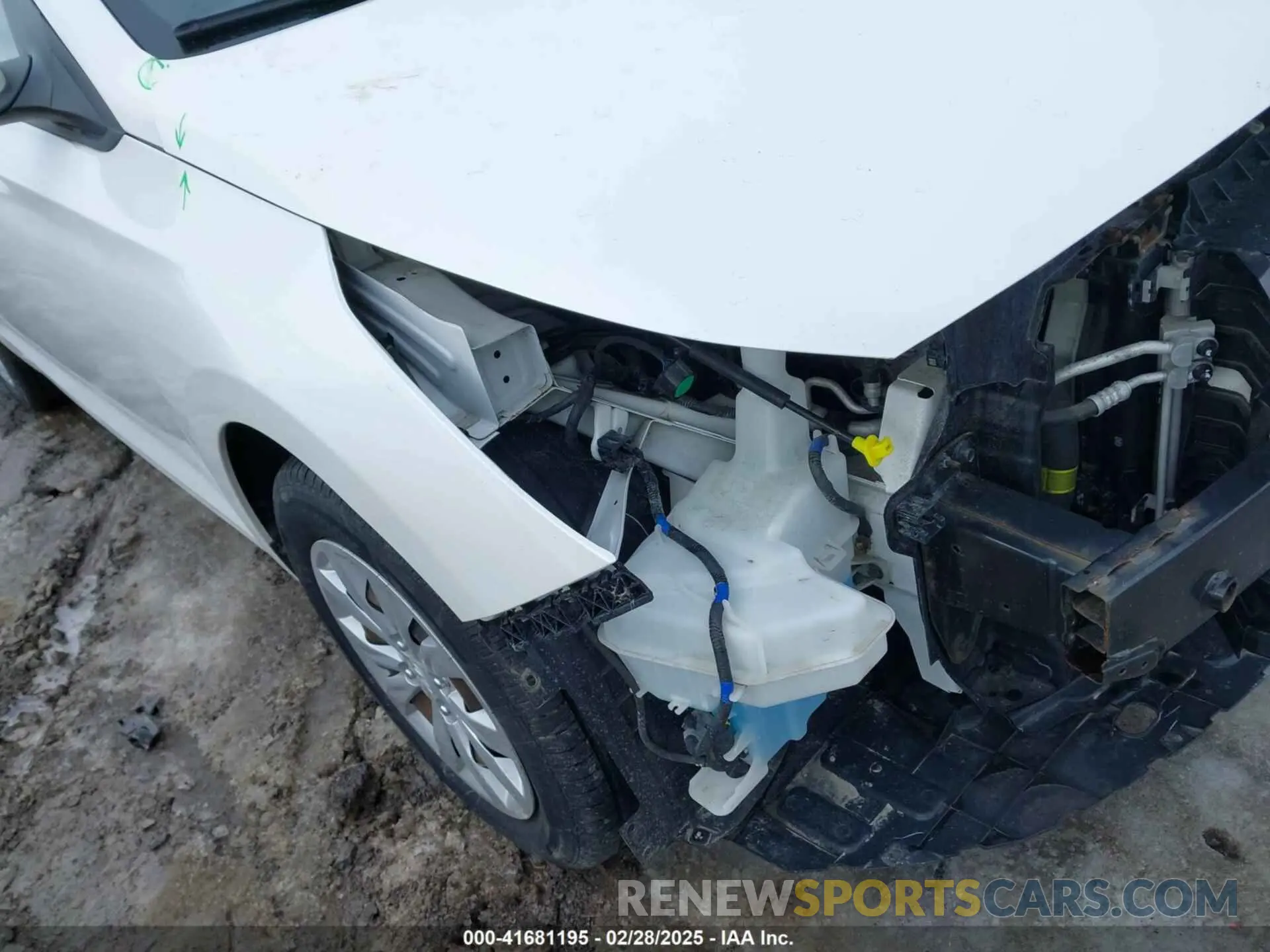 18 Photograph of a damaged car 3KPC24A32KE058001 HYUNDAI ACCENT 2019