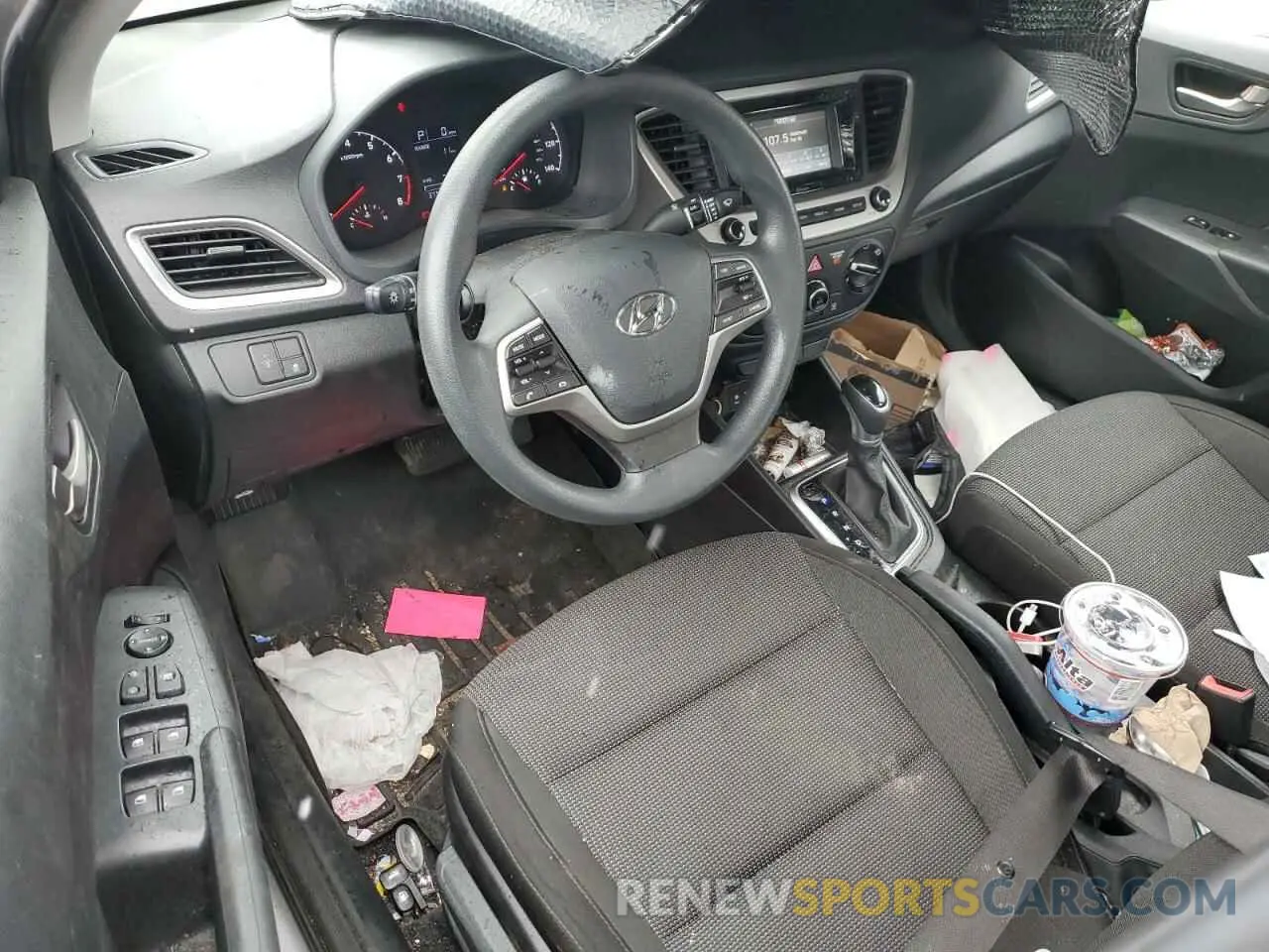 8 Photograph of a damaged car 3KPC24A32KE077096 HYUNDAI ACCENT 2019