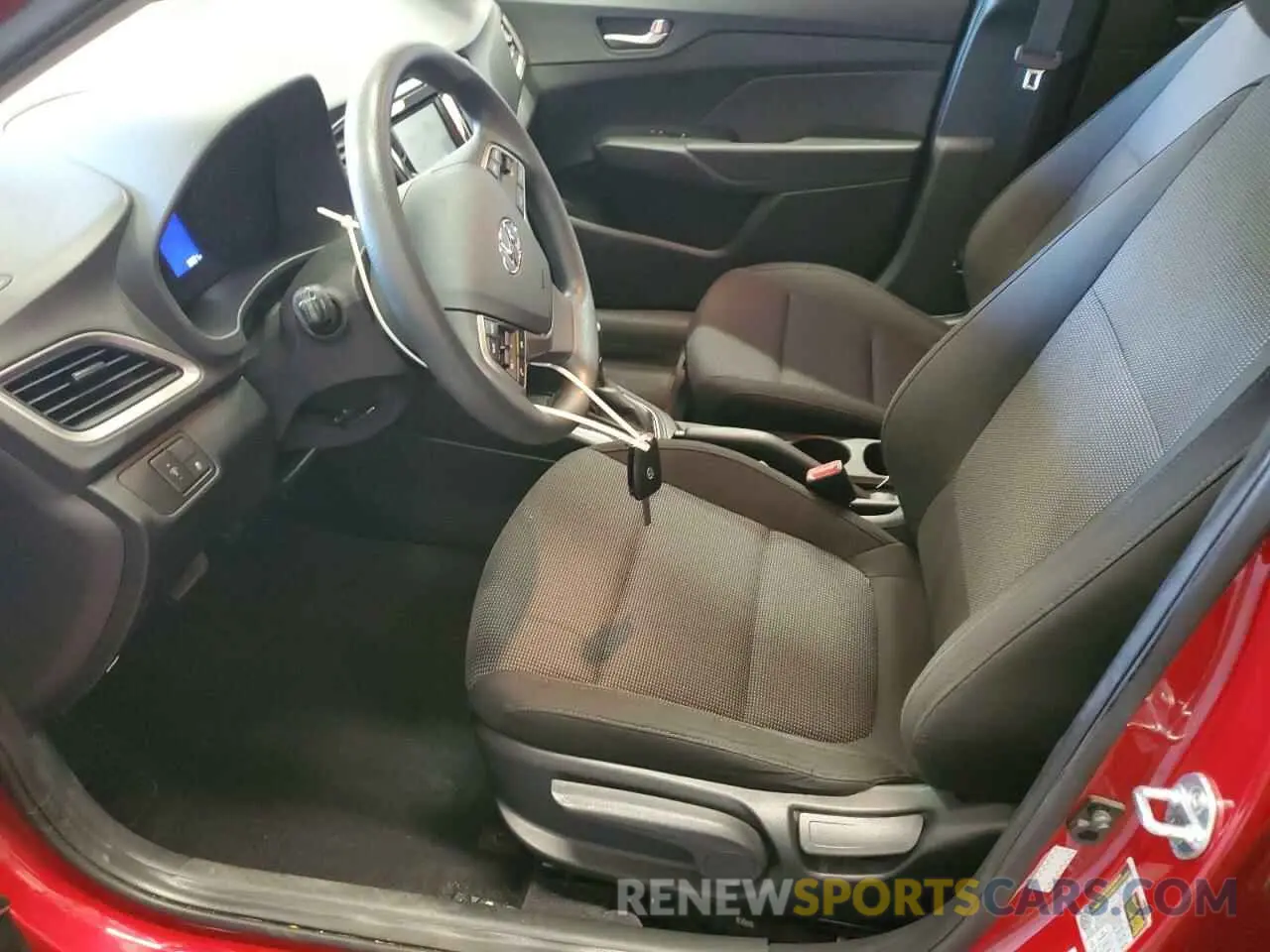 7 Photograph of a damaged car 3KPC24A32KE077647 HYUNDAI ACCENT 2019