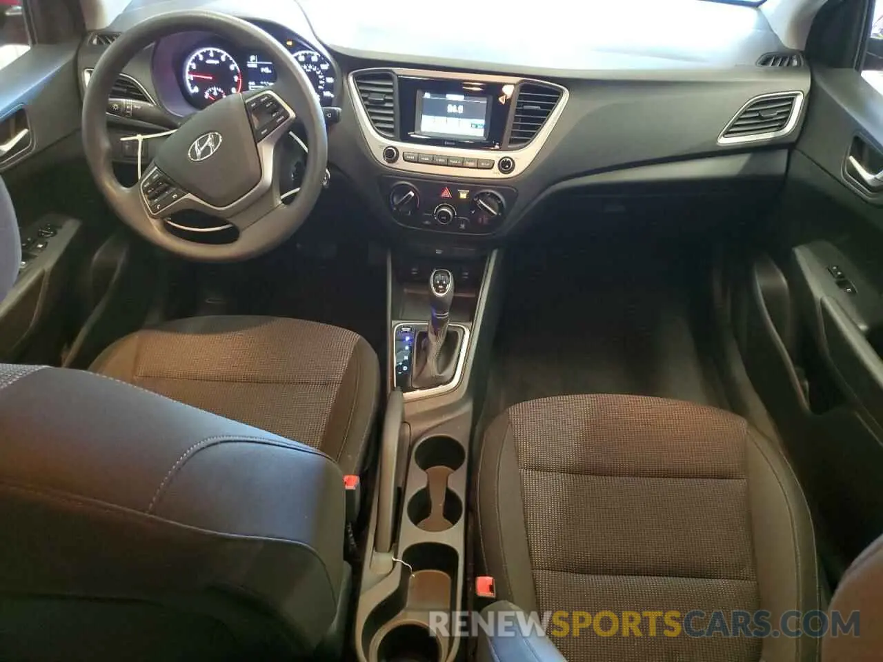 8 Photograph of a damaged car 3KPC24A32KE077647 HYUNDAI ACCENT 2019