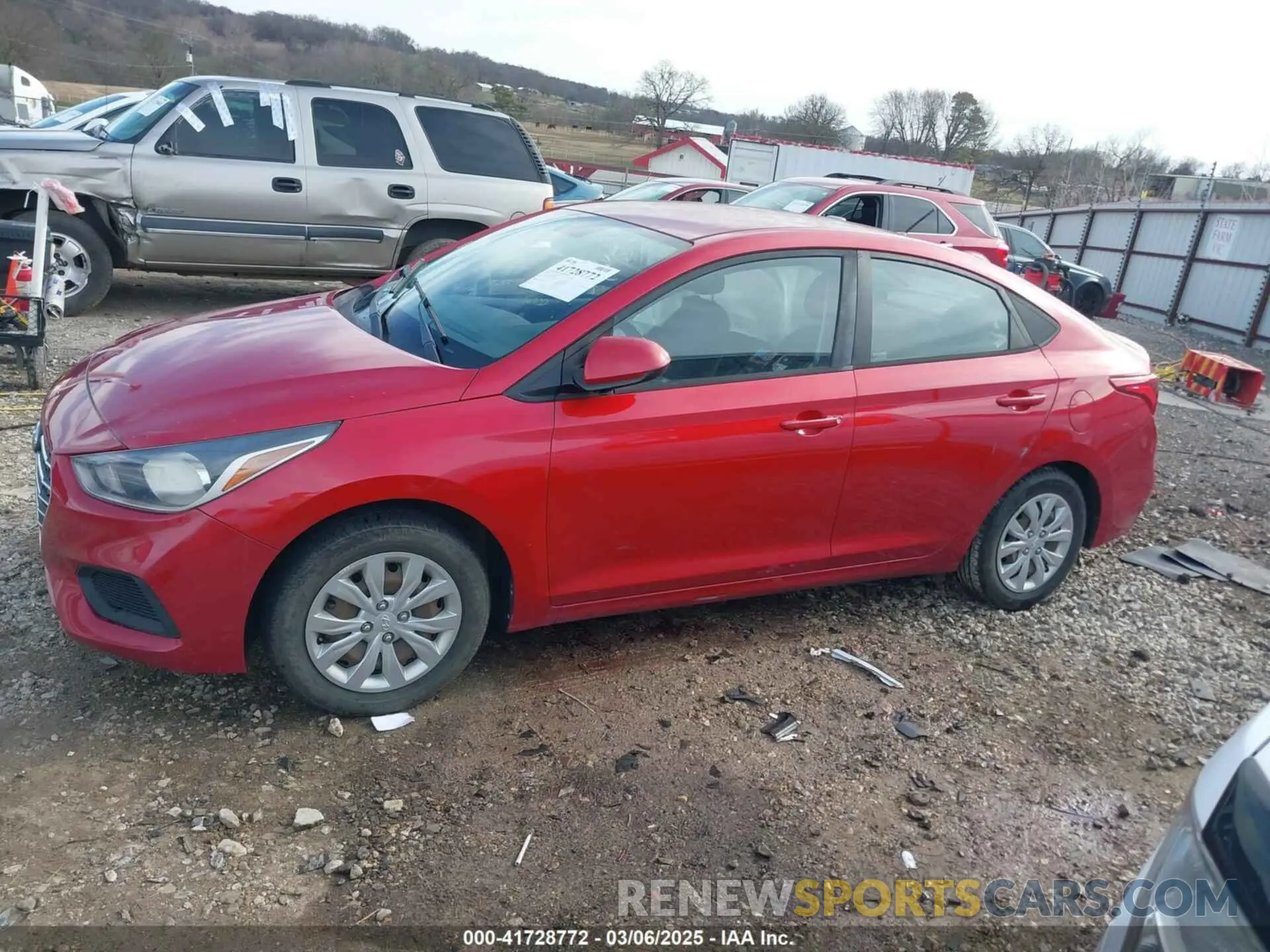 13 Photograph of a damaged car 3KPC24A33KE069198 HYUNDAI ACCENT 2019