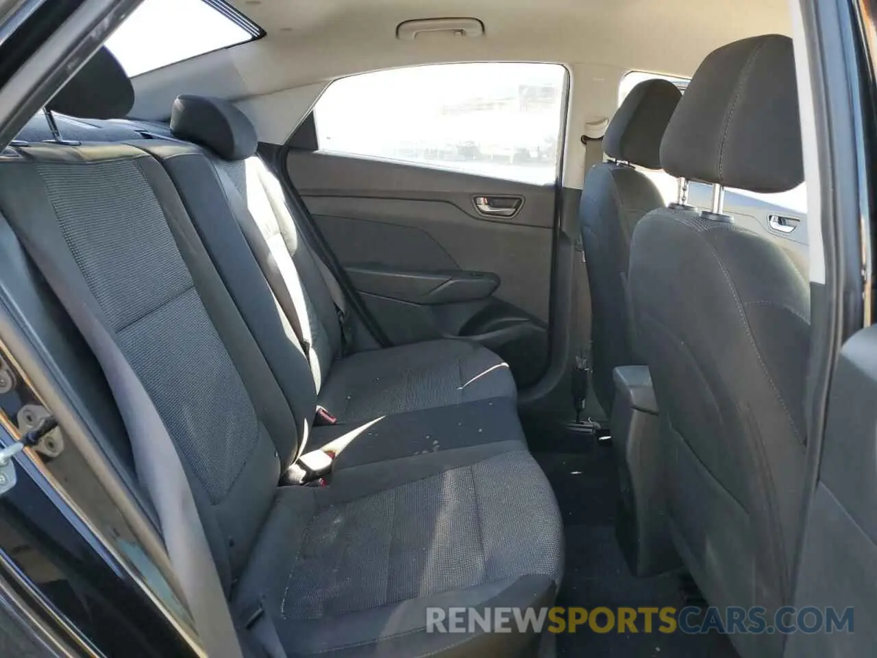 10 Фотография поврежденного автомобиля 3KPC24A33KE069542 HYUNDAI ACCENT 2019
