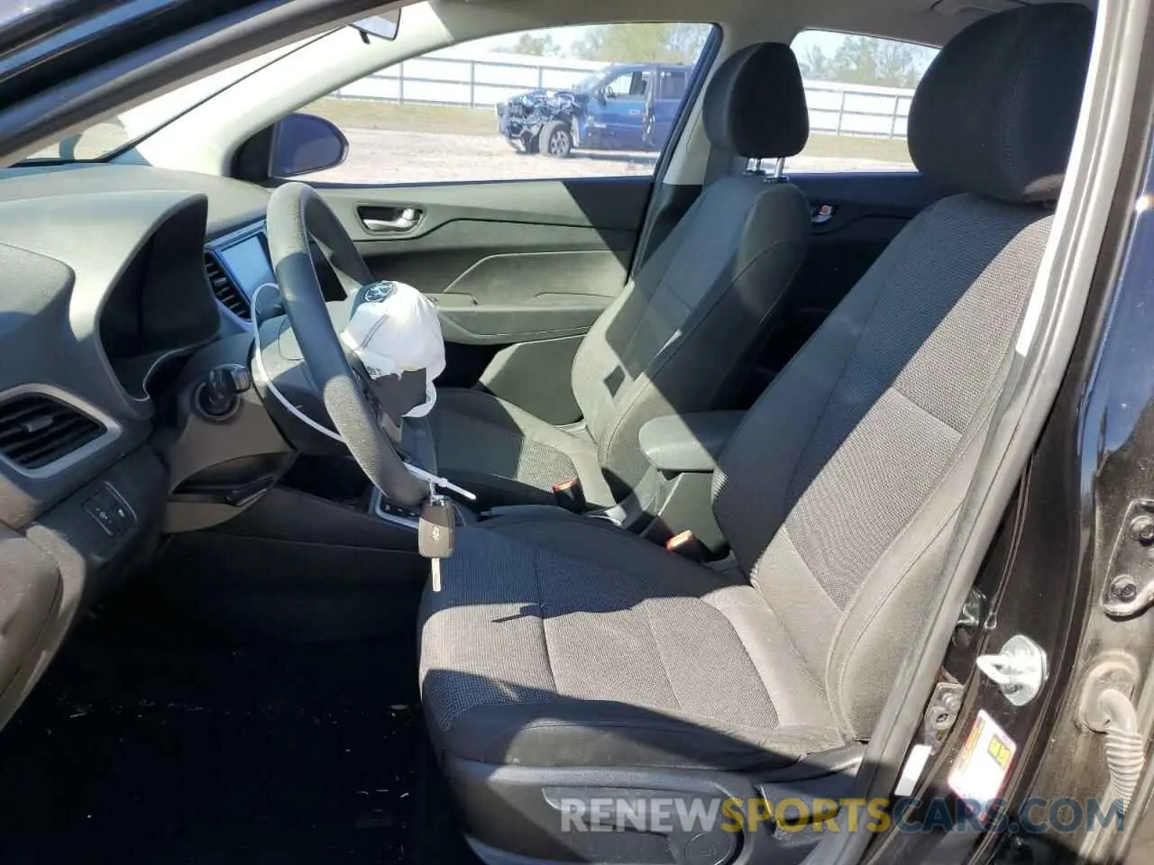 7 Фотография поврежденного автомобиля 3KPC24A33KE069542 HYUNDAI ACCENT 2019