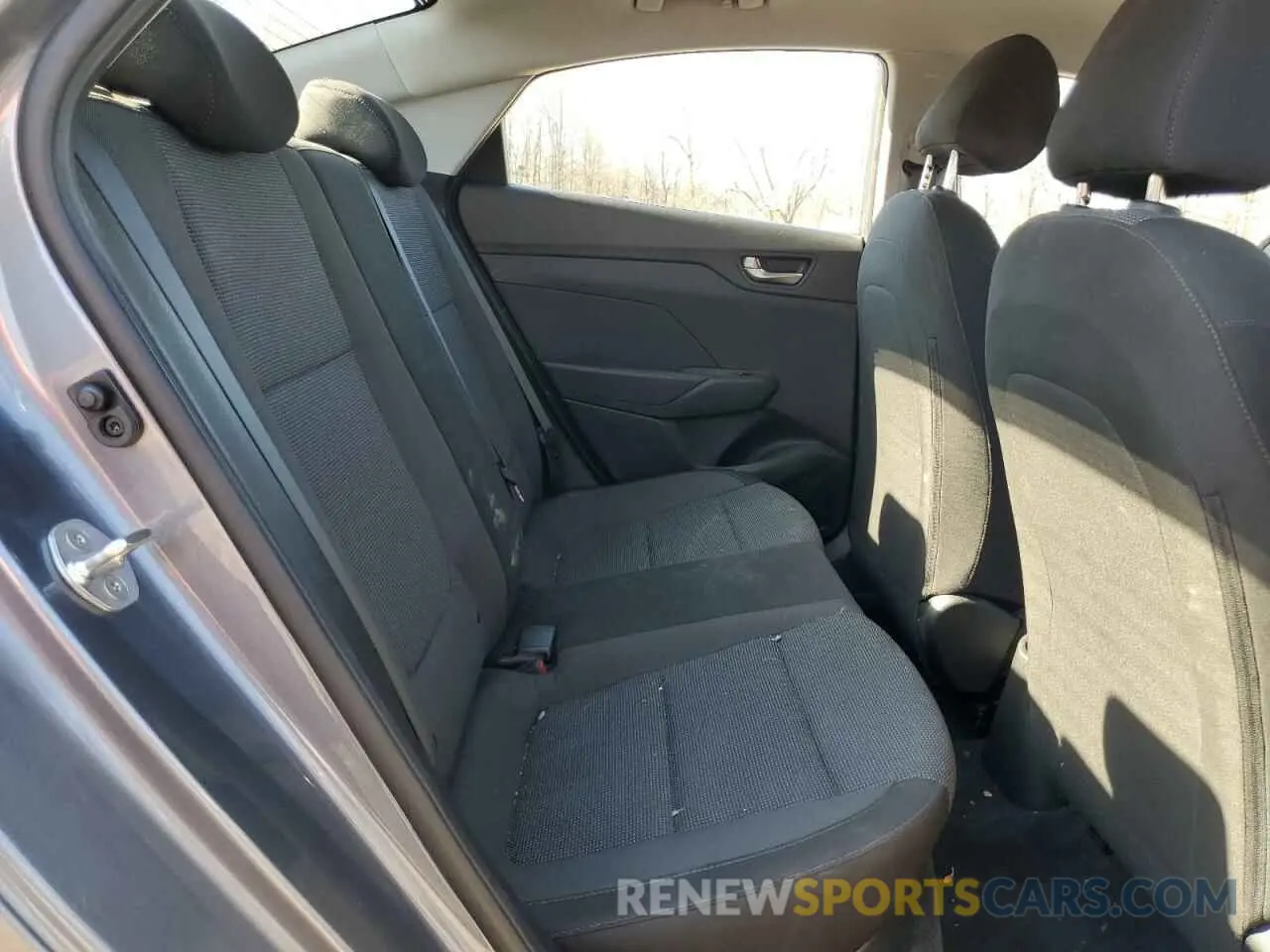 10 Фотография поврежденного автомобиля 3KPC24A33KE071209 HYUNDAI ACCENT 2019