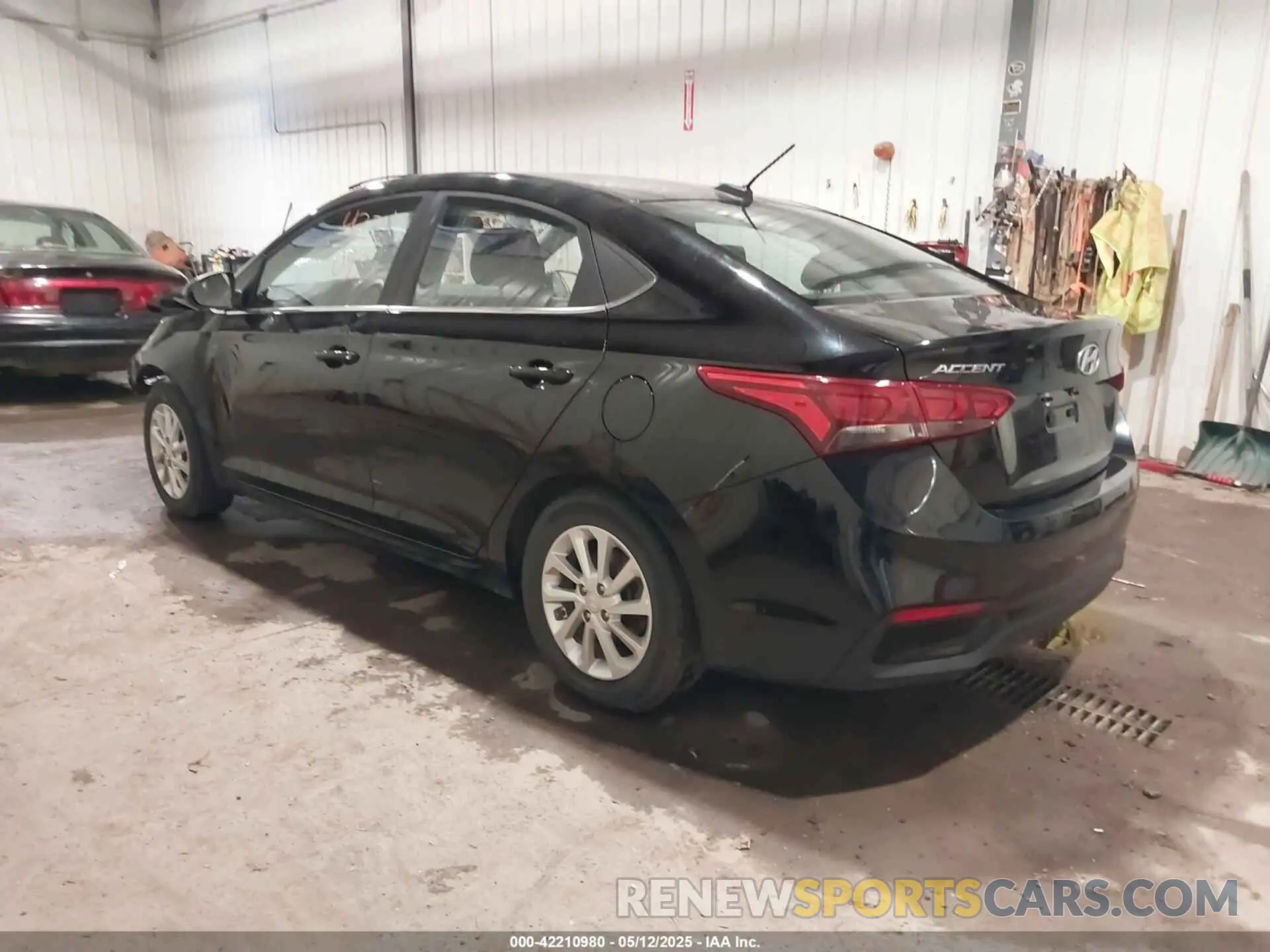 3 Фотография поврежденного автомобиля 3KPC24A33KE079651 HYUNDAI ACCENT 2019