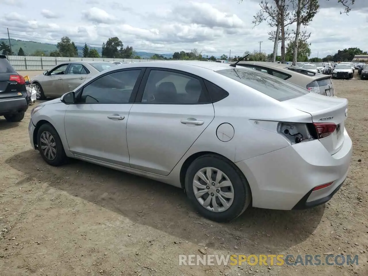 2 Photograph of a damaged car 3KPC24A33KE084235 HYUNDAI ACCENT 2019