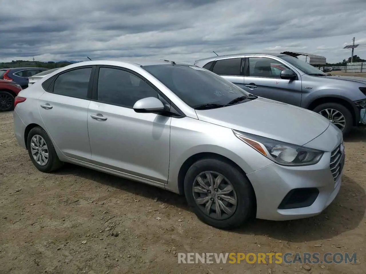 4 Photograph of a damaged car 3KPC24A33KE084235 HYUNDAI ACCENT 2019