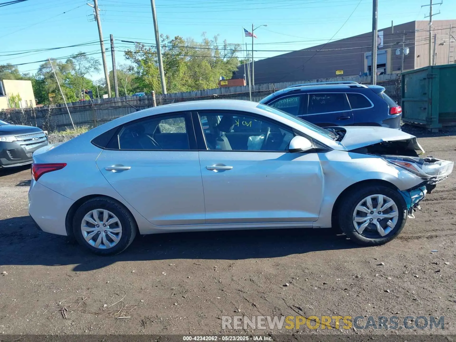 13 Photograph of a damaged car 3KPC24A34KE043001 HYUNDAI ACCENT 2019