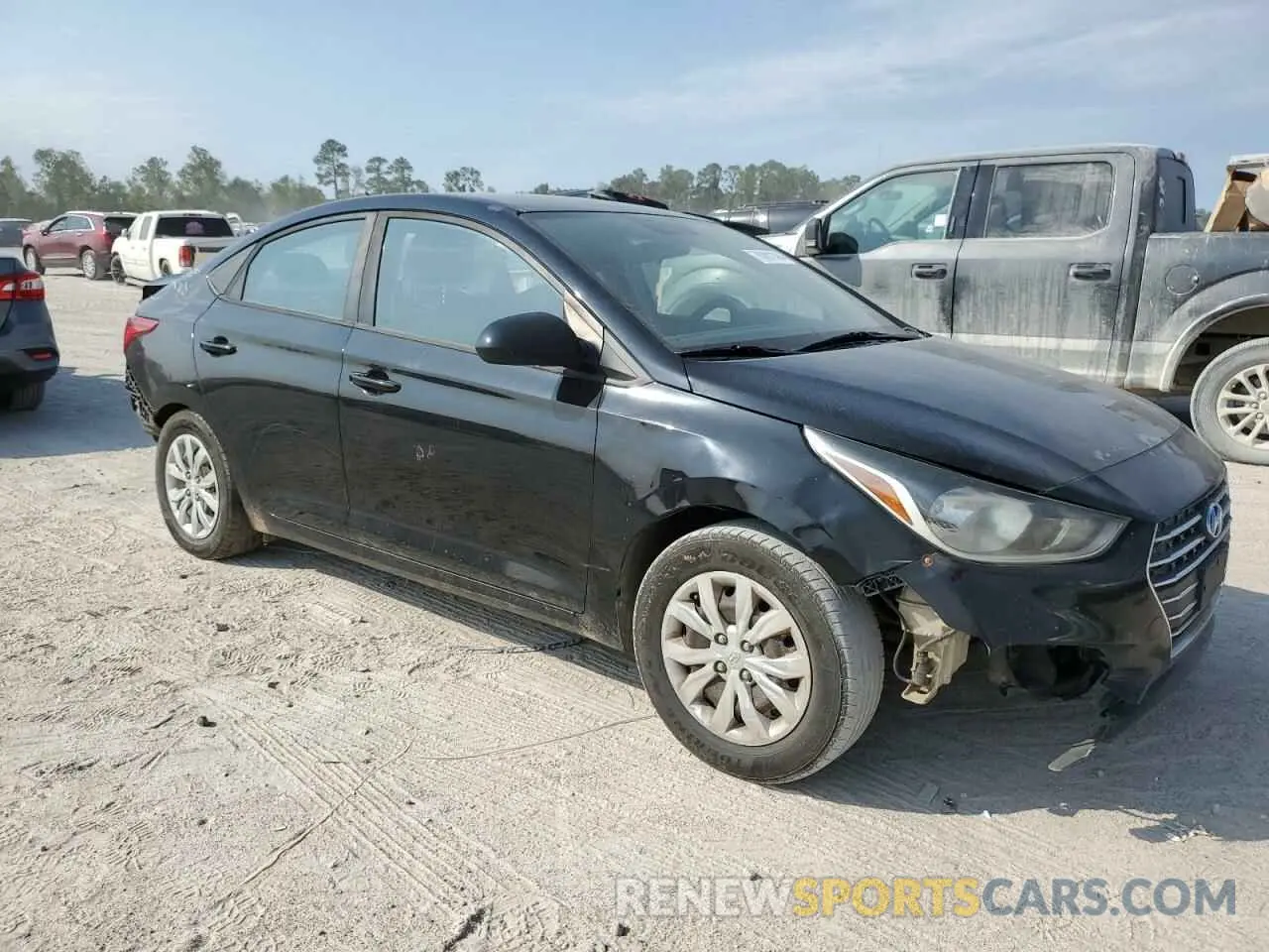 4 Photograph of a damaged car 3KPC24A34KE057027 HYUNDAI ACCENT 2019