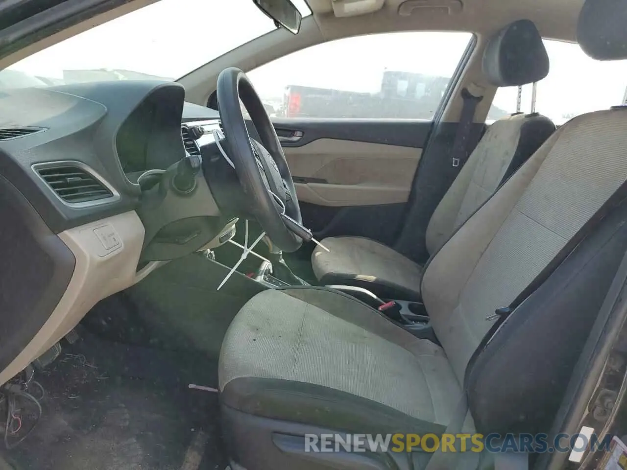 7 Photograph of a damaged car 3KPC24A34KE057027 HYUNDAI ACCENT 2019