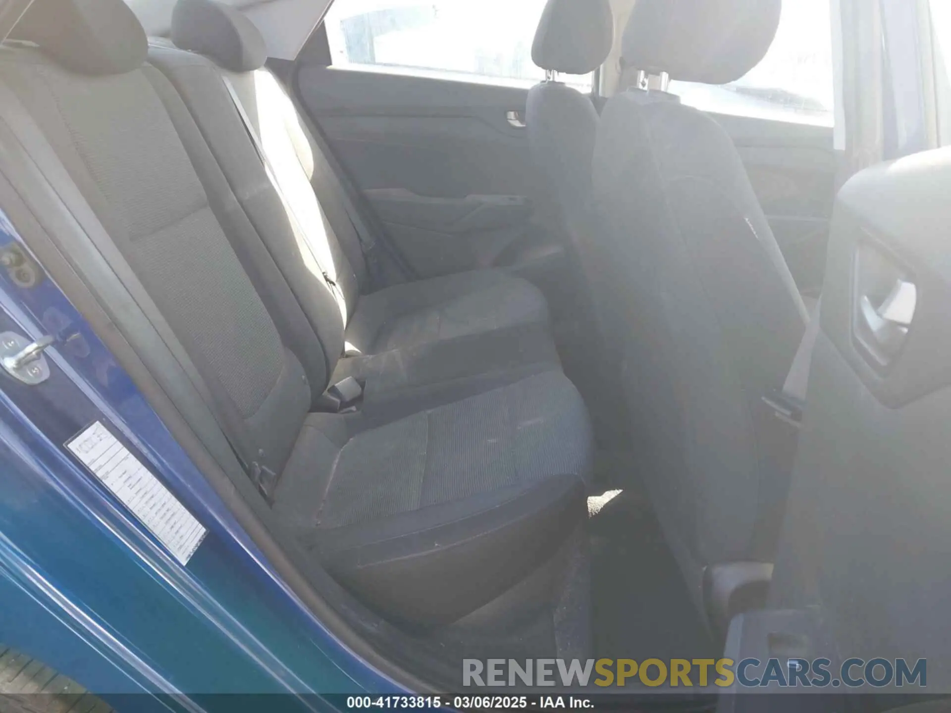8 Photograph of a damaged car 3KPC24A34KE059814 HYUNDAI ACCENT 2019