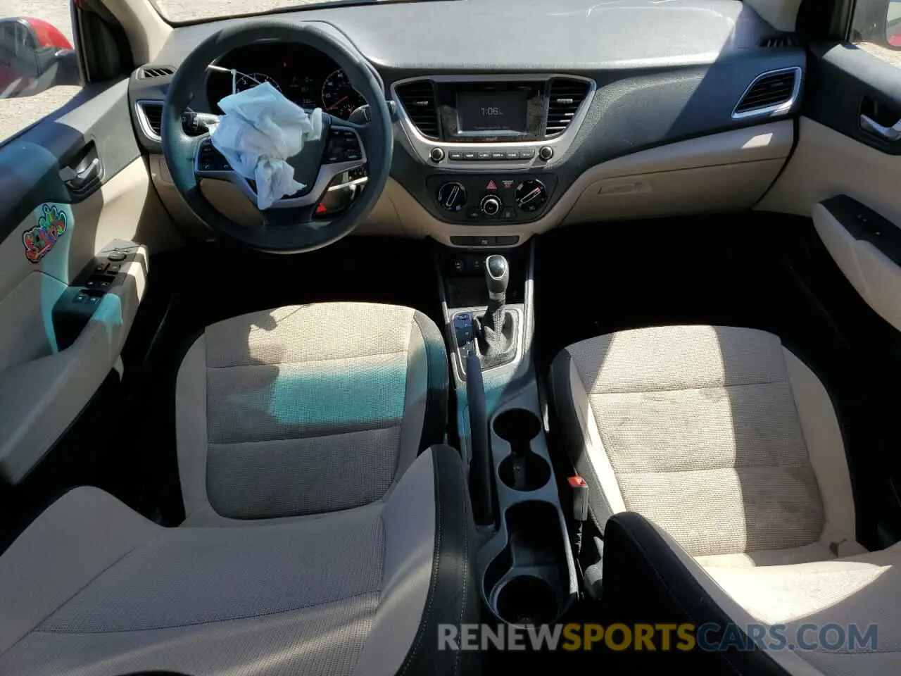 8 Photograph of a damaged car 3KPC24A34KE065760 HYUNDAI ACCENT 2019