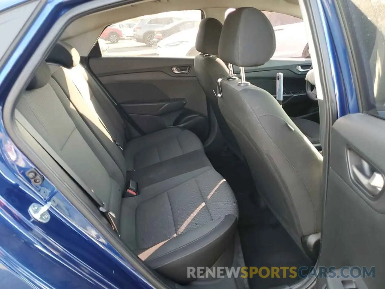 10 Photograph of a damaged car 3KPC24A34KE067833 HYUNDAI ACCENT 2019