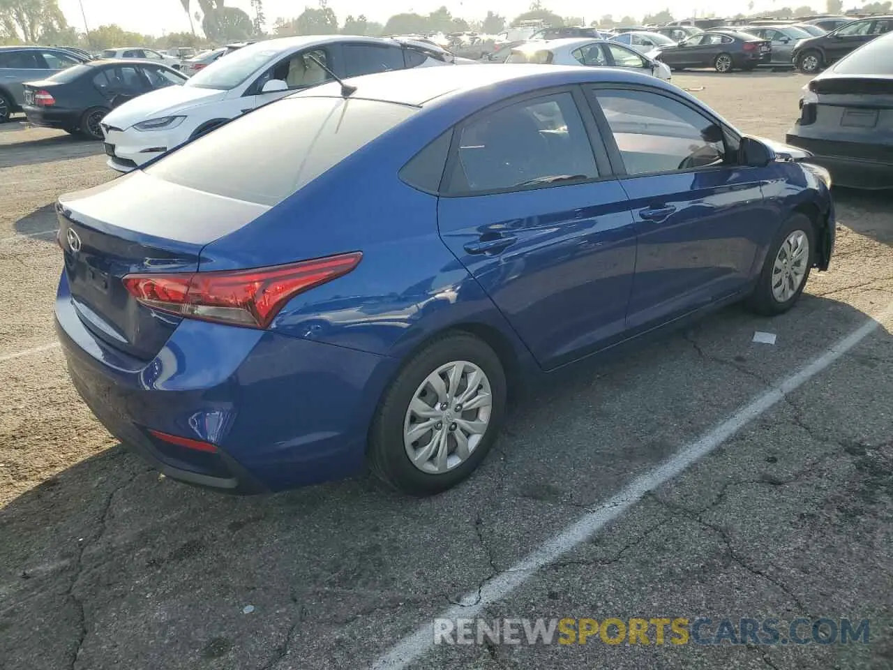 3 Photograph of a damaged car 3KPC24A34KE067833 HYUNDAI ACCENT 2019