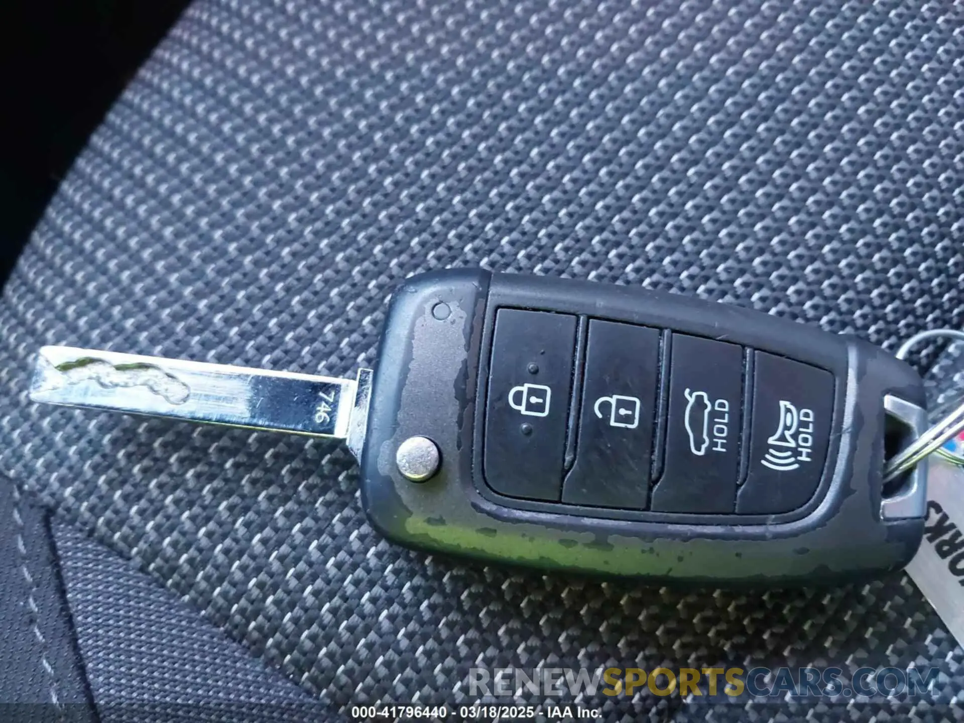 11 Фотография поврежденного автомобиля 3KPC24A34KE088438 HYUNDAI ACCENT 2019
