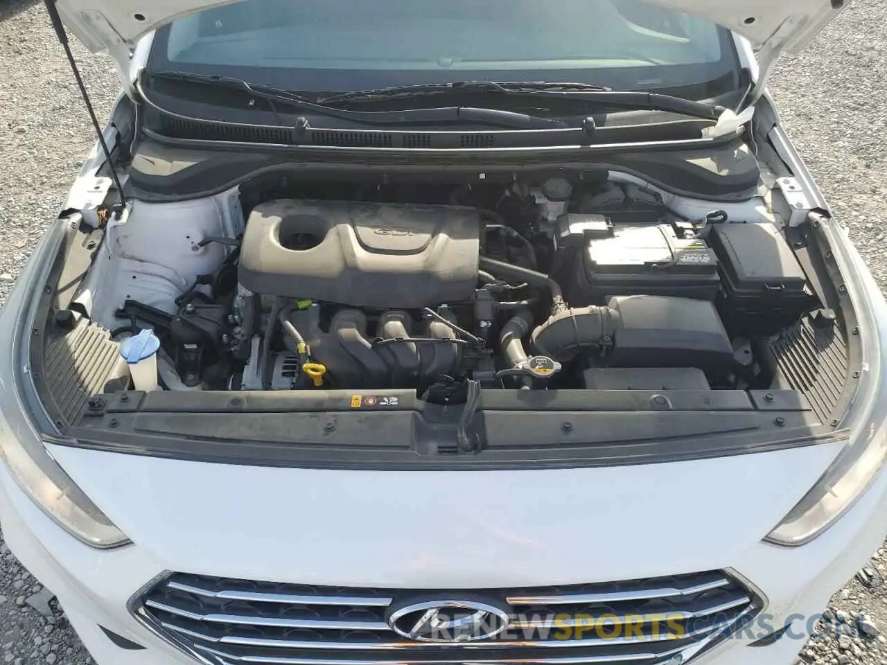 11 Photograph of a damaged car 3KPC24A35KE054086 HYUNDAI ACCENT 2019