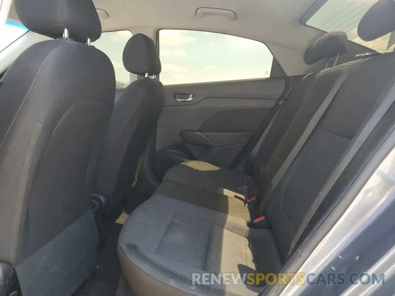 10 Фотография поврежденного автомобиля 3KPC24A35KE062334 HYUNDAI ACCENT 2019