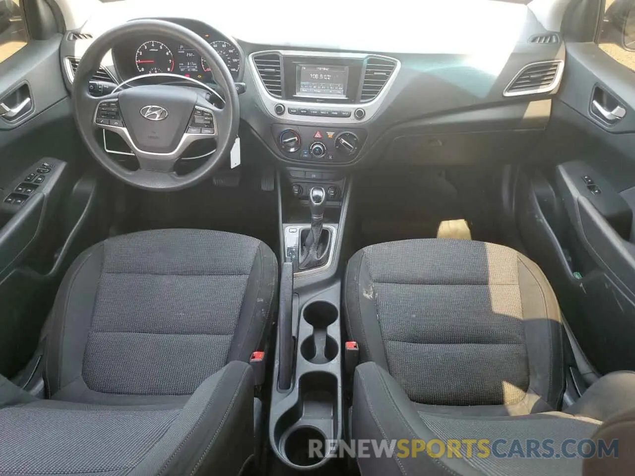 8 Фотография поврежденного автомобиля 3KPC24A35KE062334 HYUNDAI ACCENT 2019