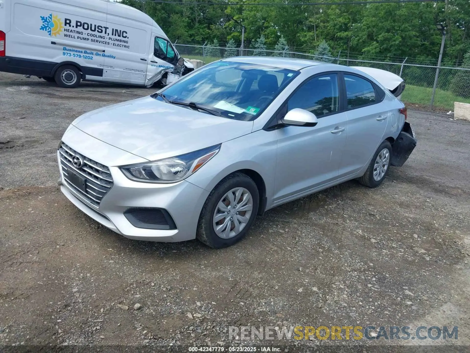 2 Photograph of a damaged car 3KPC24A35KE064875 HYUNDAI ACCENT 2019