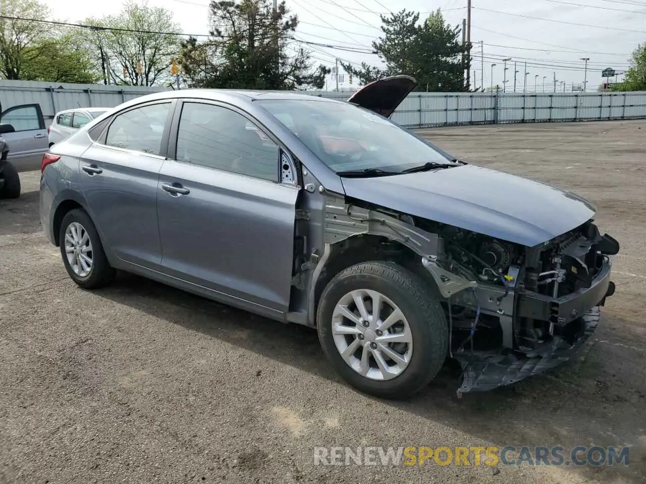 4 Photograph of a damaged car 3KPC24A36KE044358 HYUNDAI ACCENT 2019