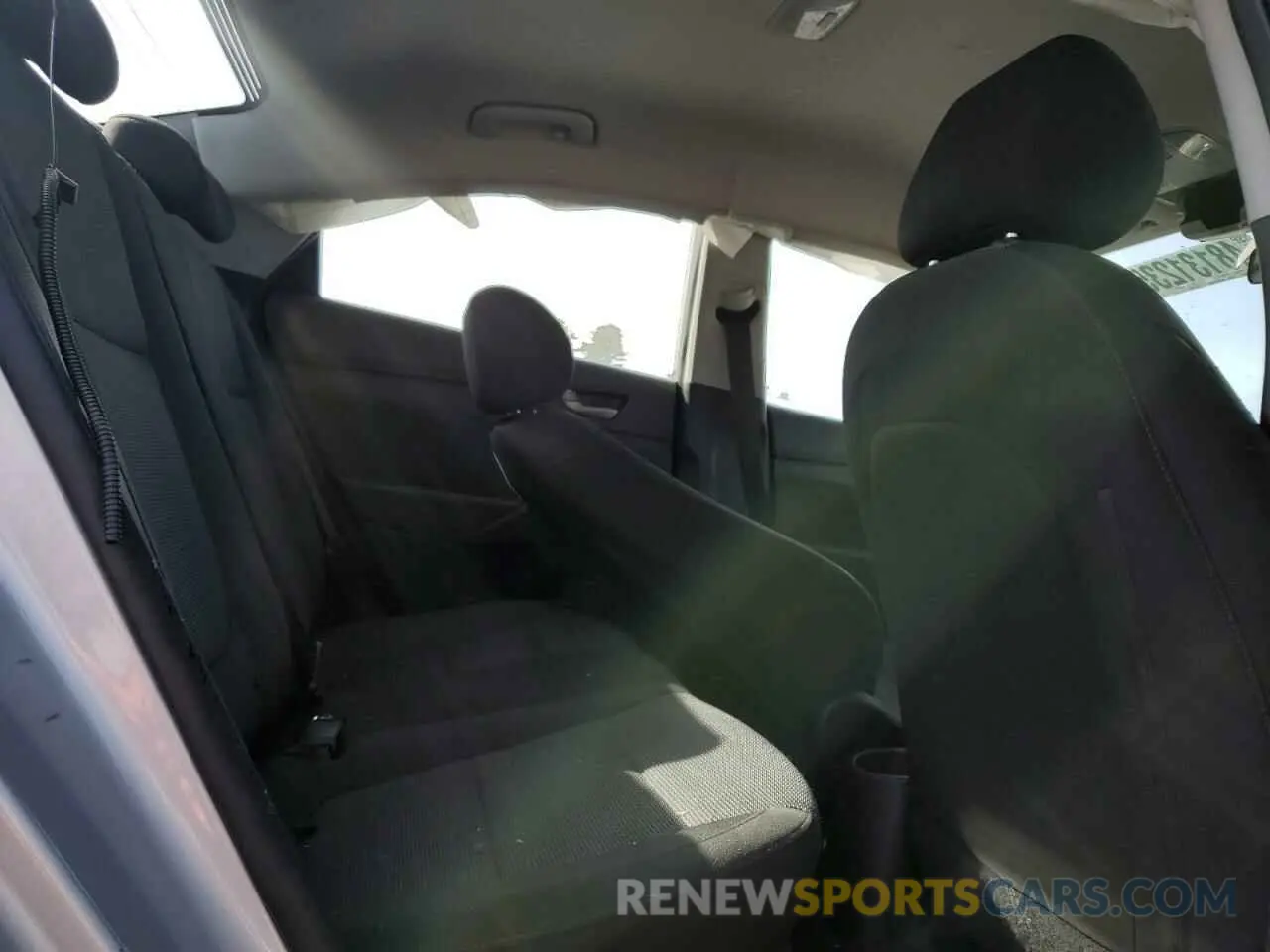 10 Photograph of a damaged car 3KPC24A36KE045087 HYUNDAI ACCENT 2019