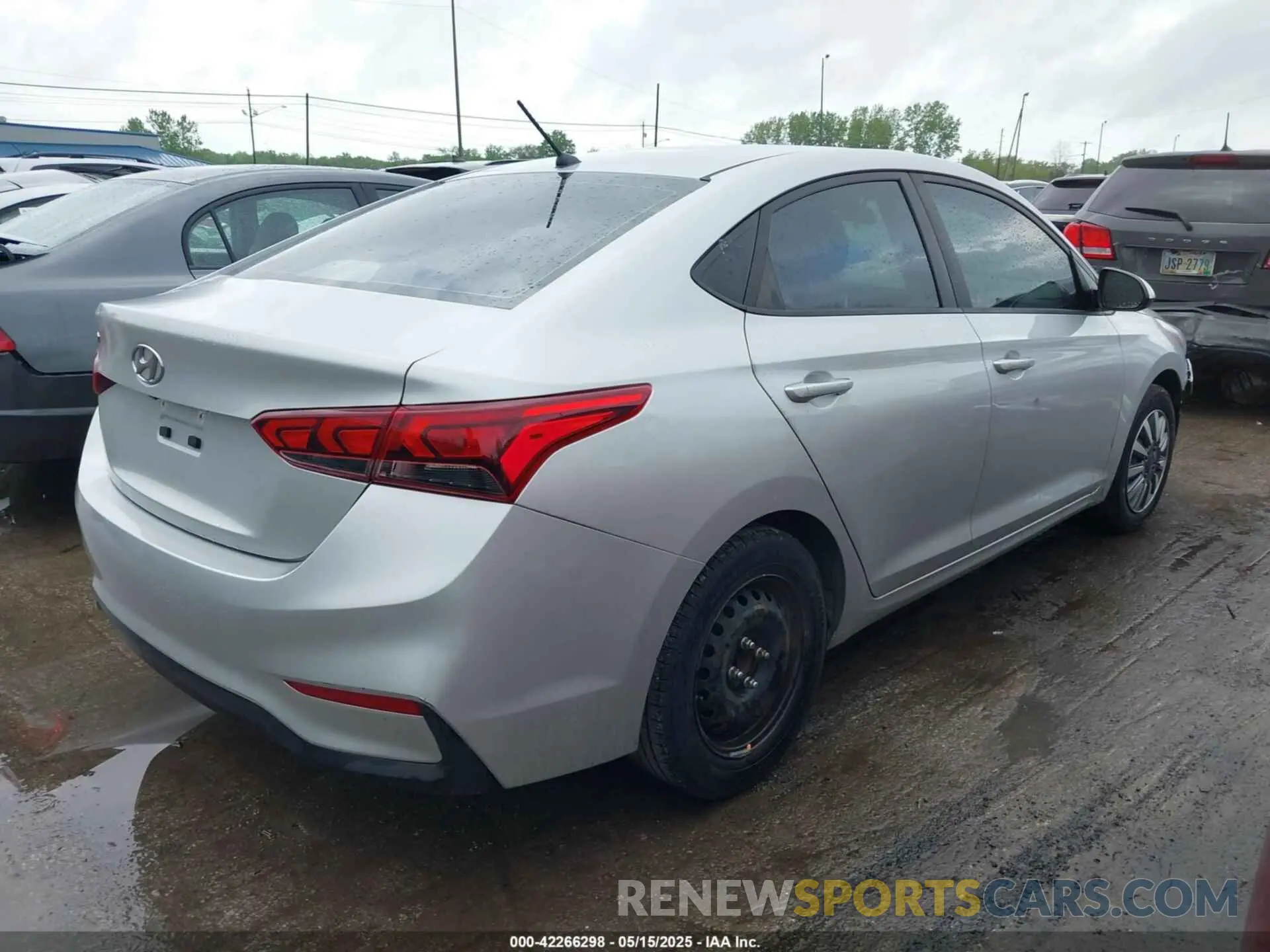 4 Photograph of a damaged car 3KPC24A36KE056459 HYUNDAI ACCENT 2019